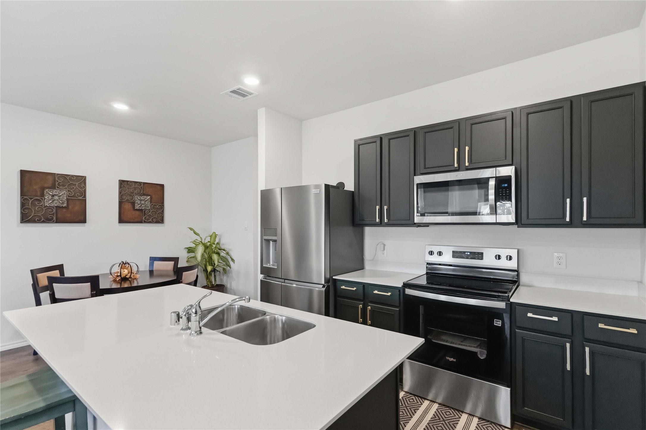6020 Holly Spring Road E Property Photo 12