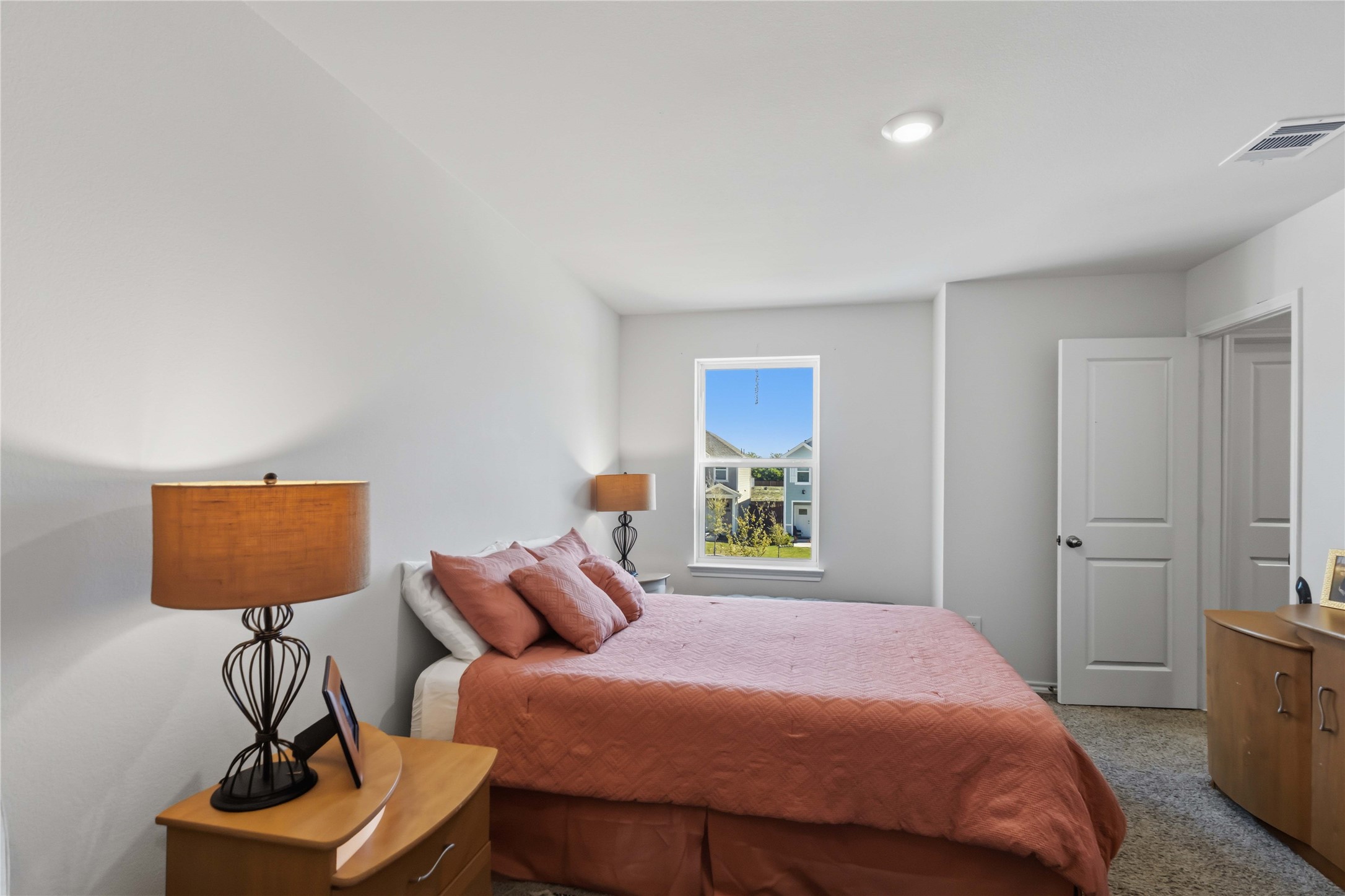 6020 Holly Spring Road E Property Photo 15