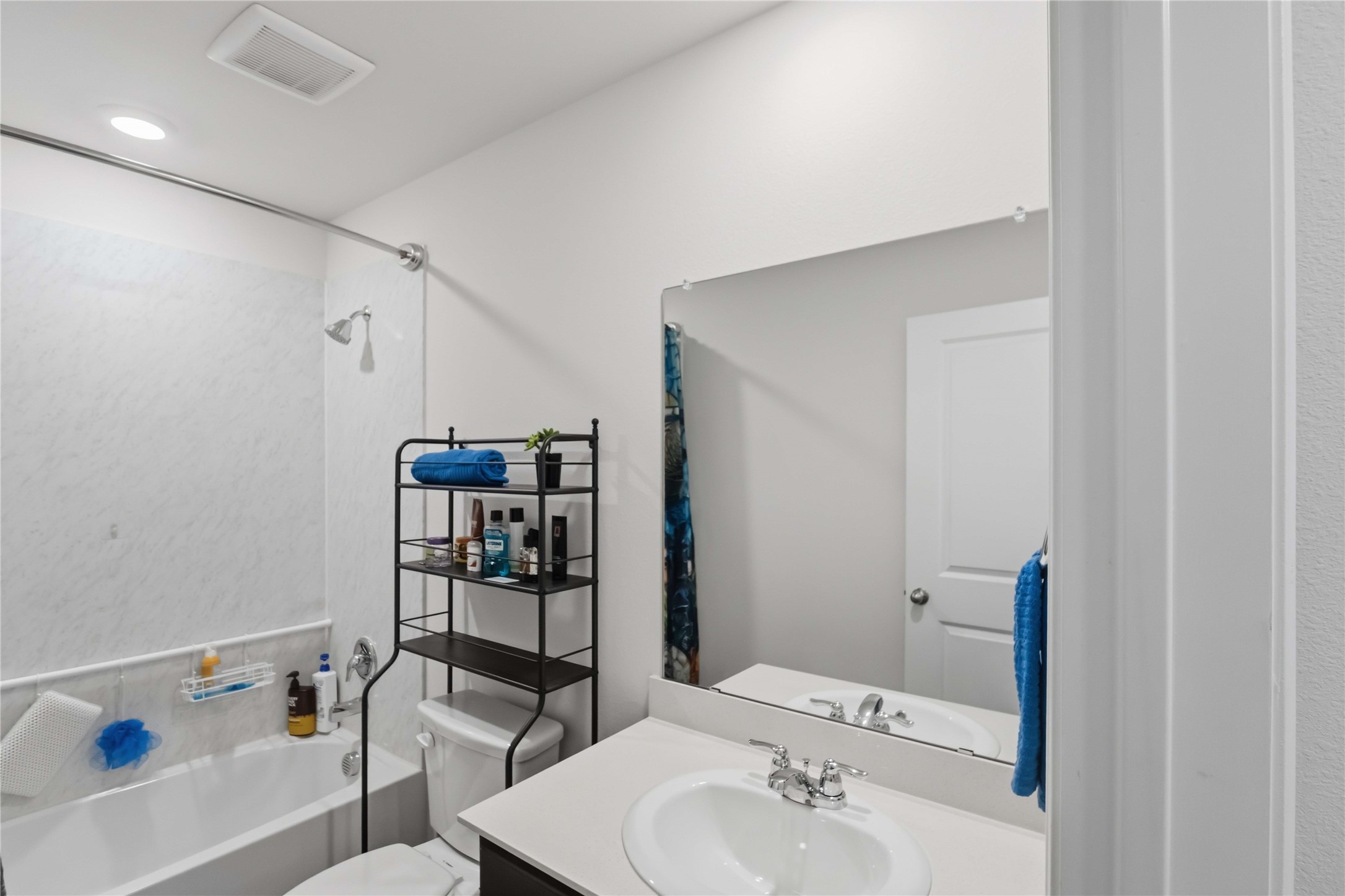 6020 Holly Spring Road E Property Photo 28
