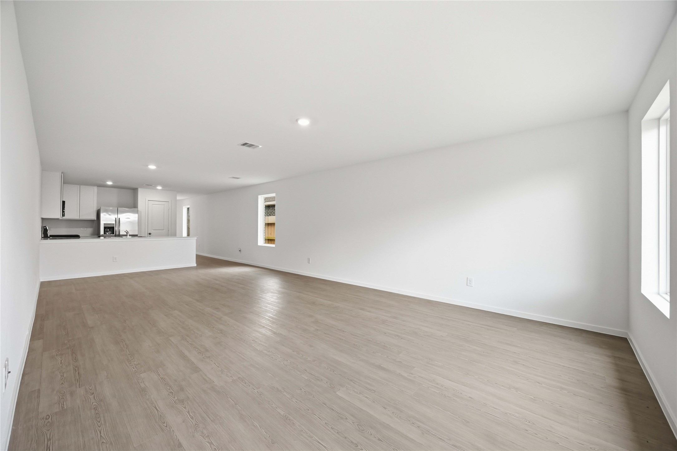 16842 Spotted Oak Drive Property Photo 9