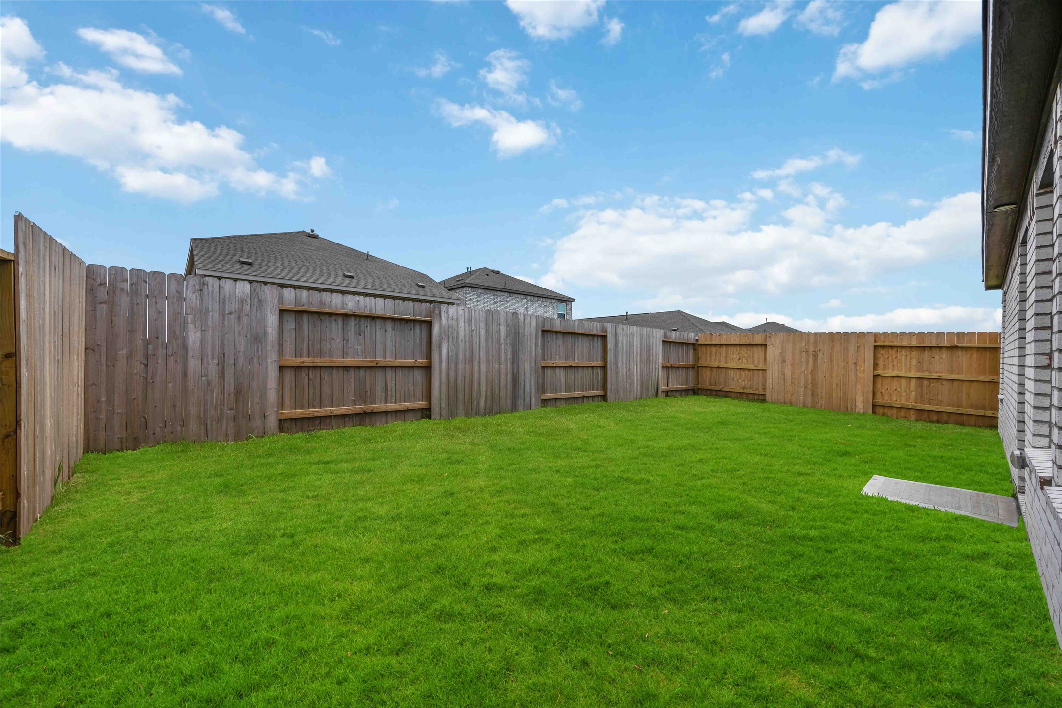 16842 Spotted Oak Drive Property Photo 29