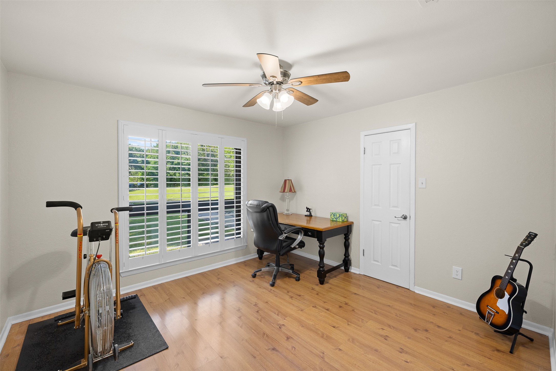 118 Deer Trail Property Photo 8