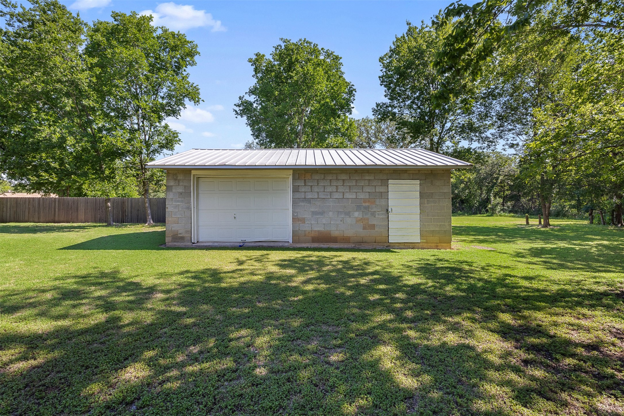 118 Deer Trail Property Photo 21