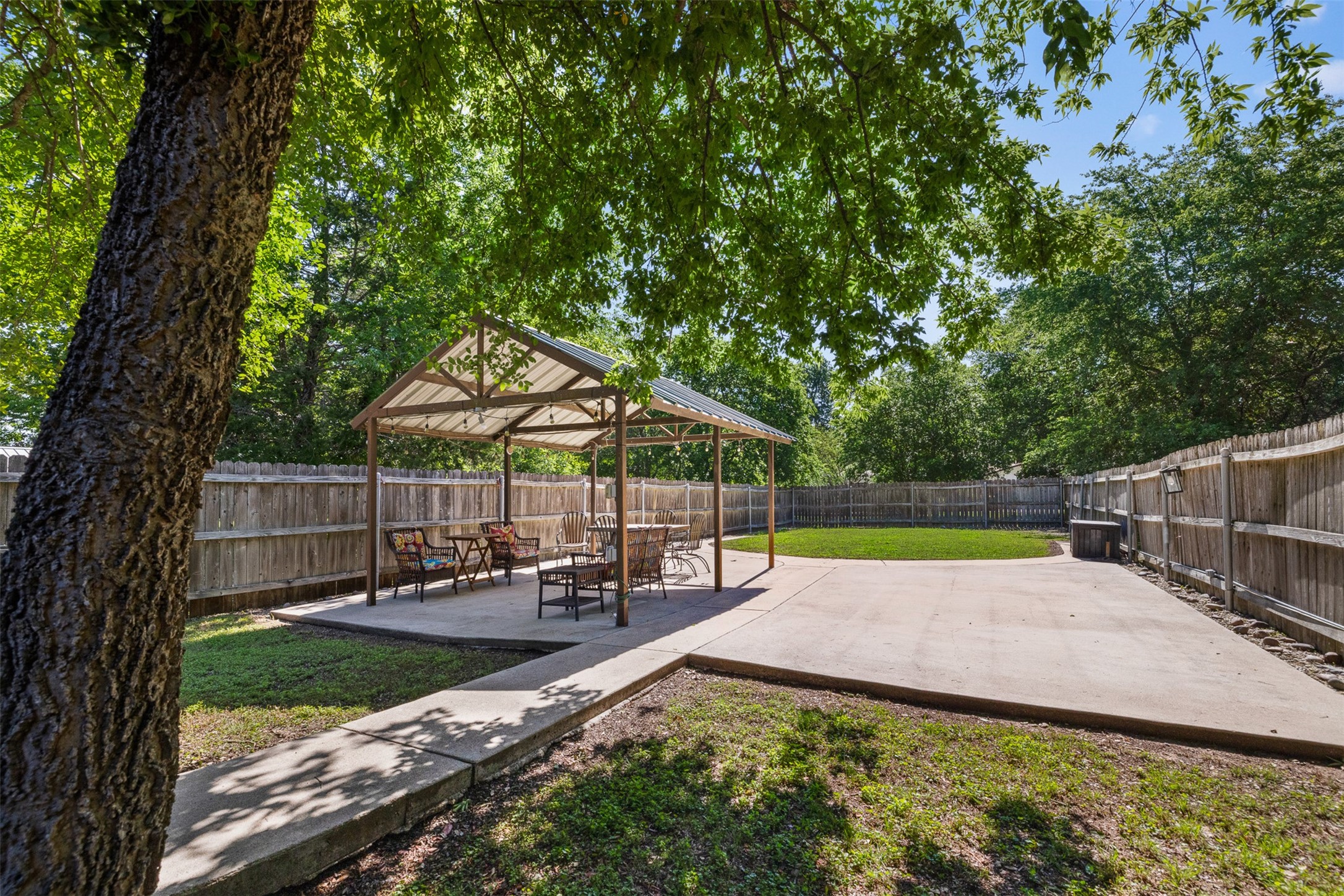 118 Deer Trail Property Photo 26
