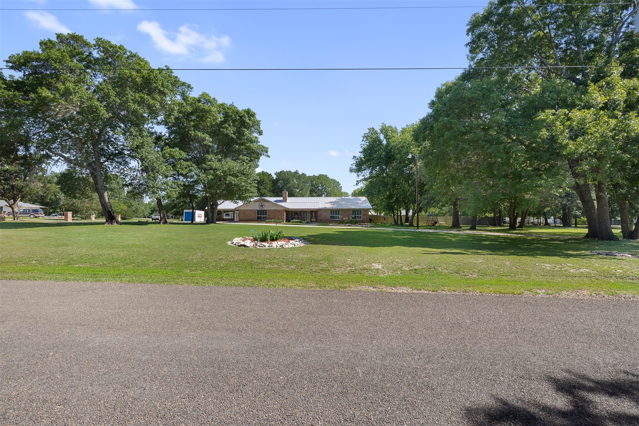 118 Deer Trail Property Photo 29
