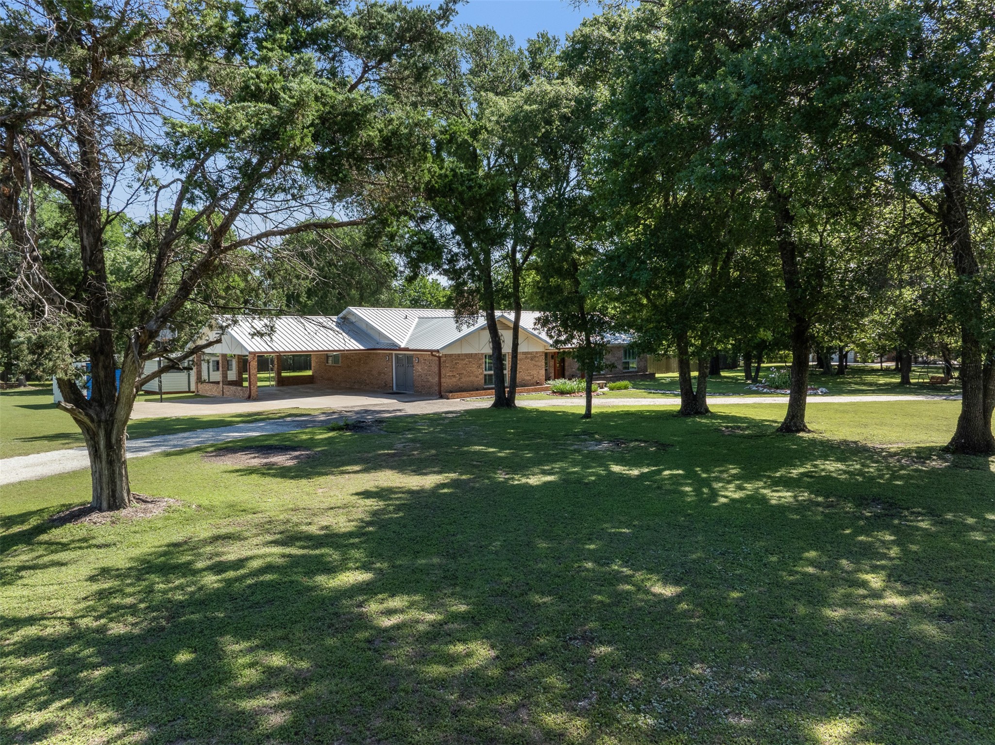 118 Deer Trail Property Photo 42