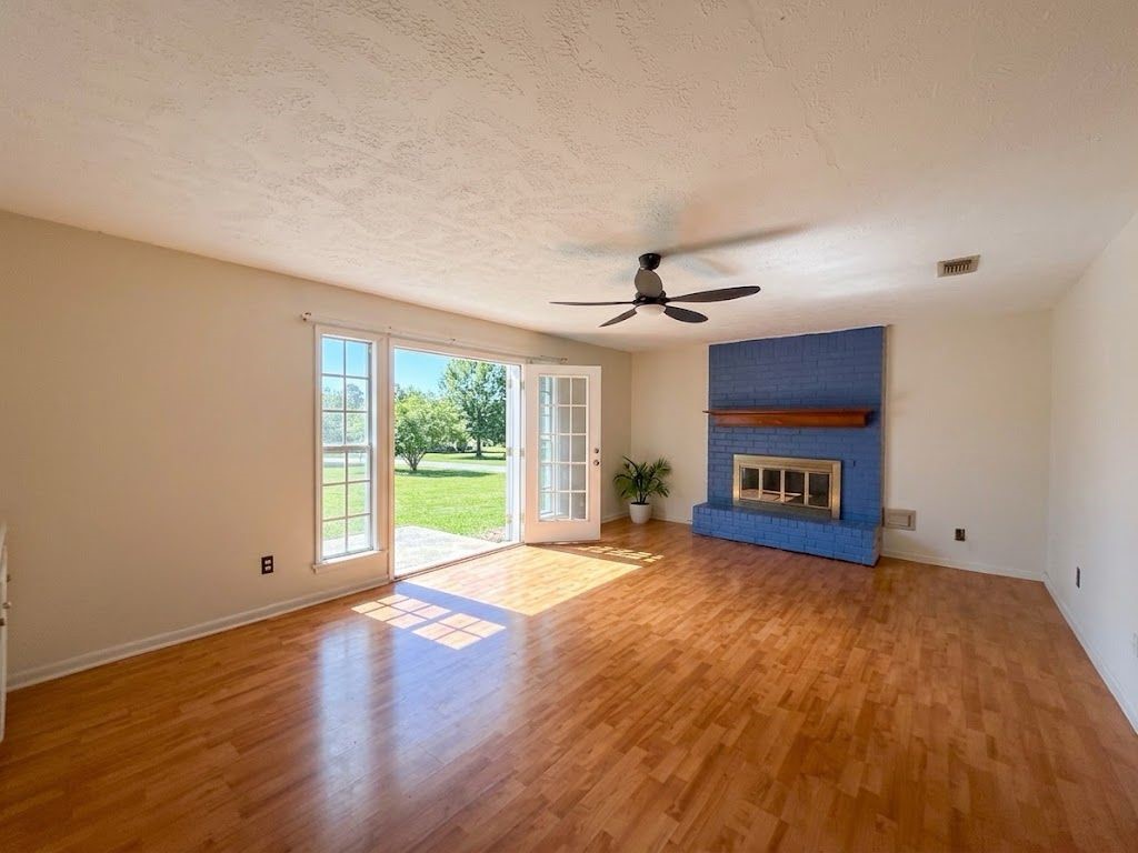 9518 Langdon Lane Property Photo 2