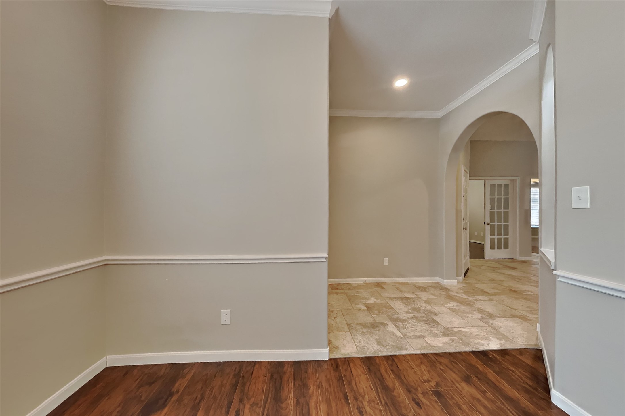 15610 Forest Run Drive Property Photo 5