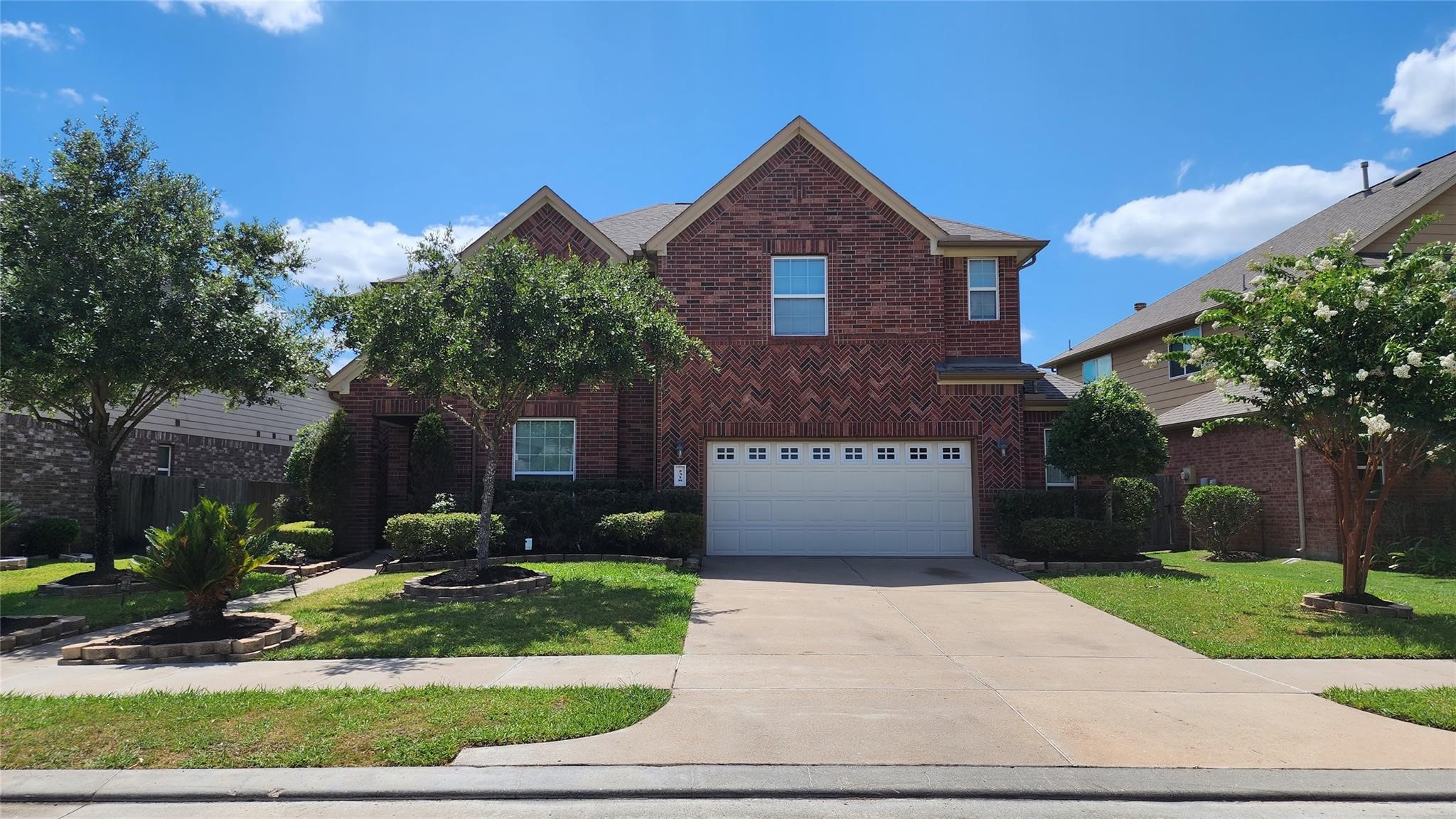 2318 Nashmor Drive Property Photo 1