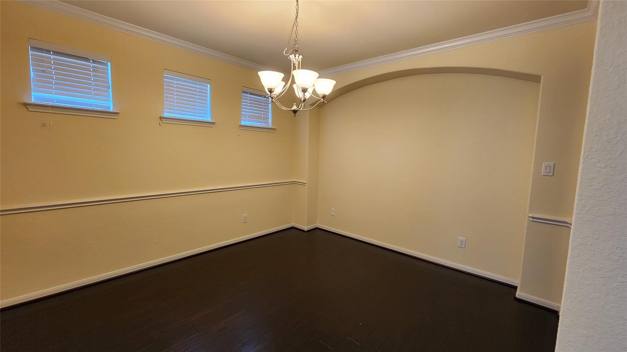 2318 Nashmor Drive Property Photo 13
