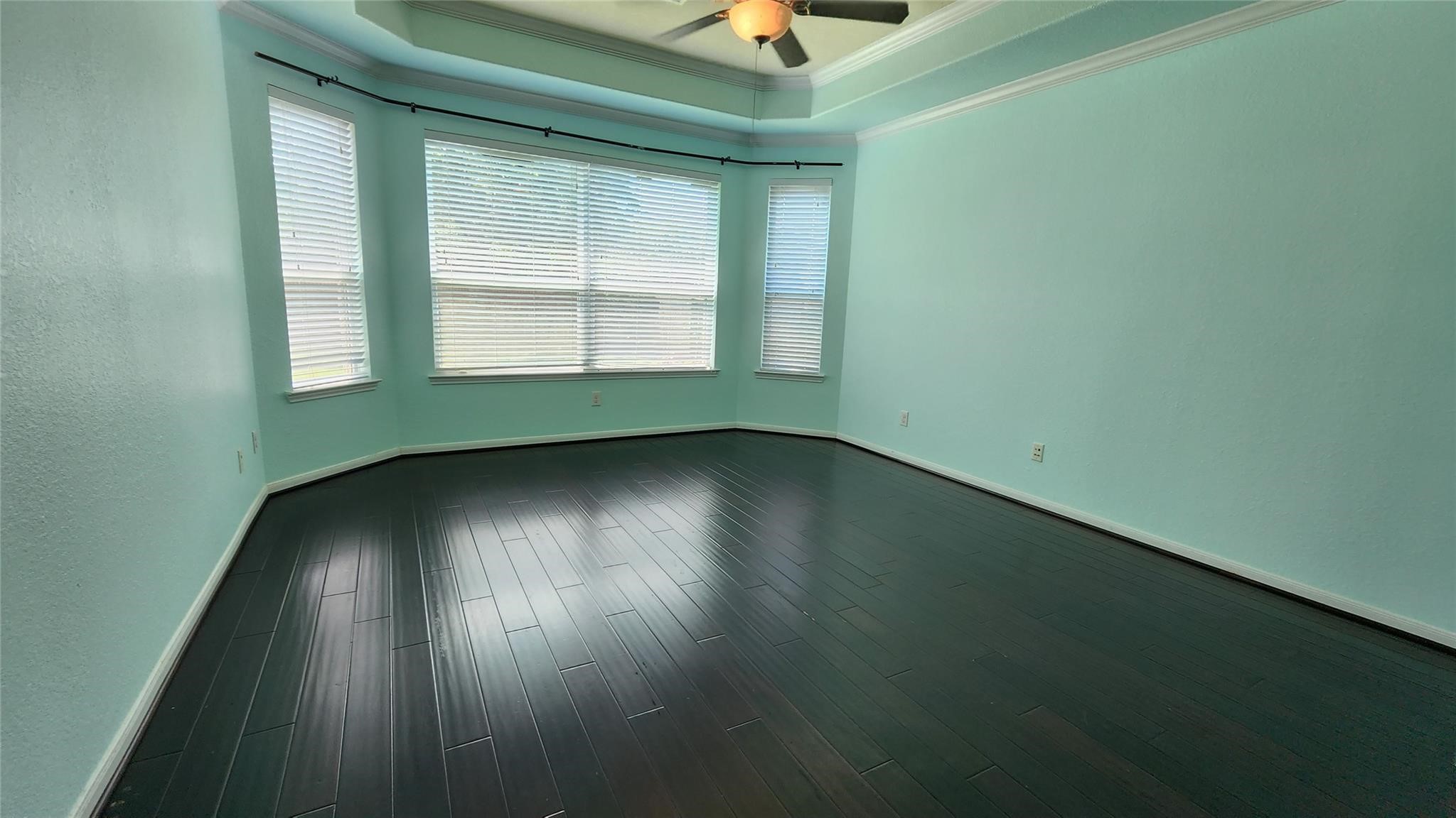 2318 Nashmor Drive Property Photo 14