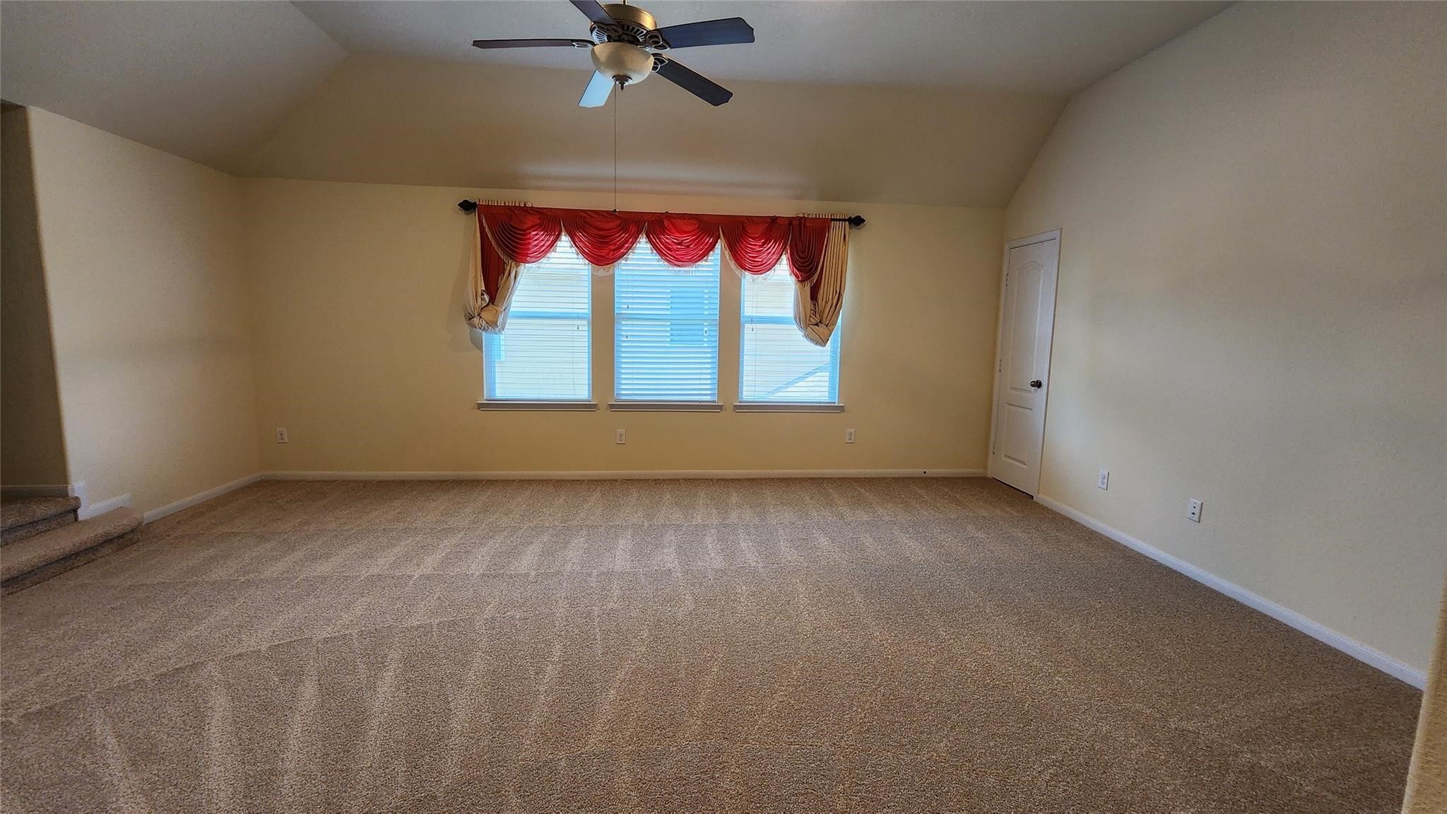 2318 Nashmor Drive Property Photo 25
