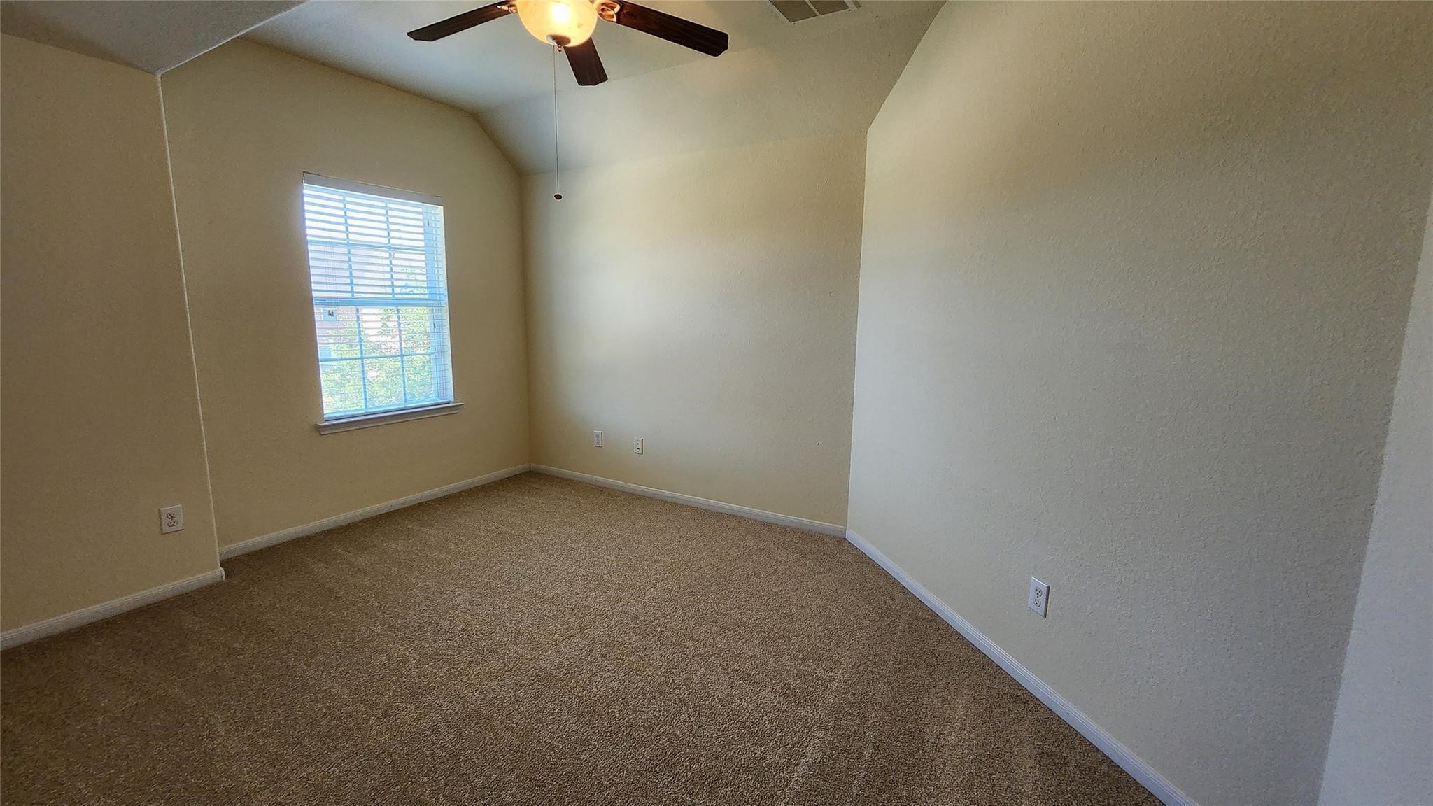 2318 Nashmor Drive Property Photo 27