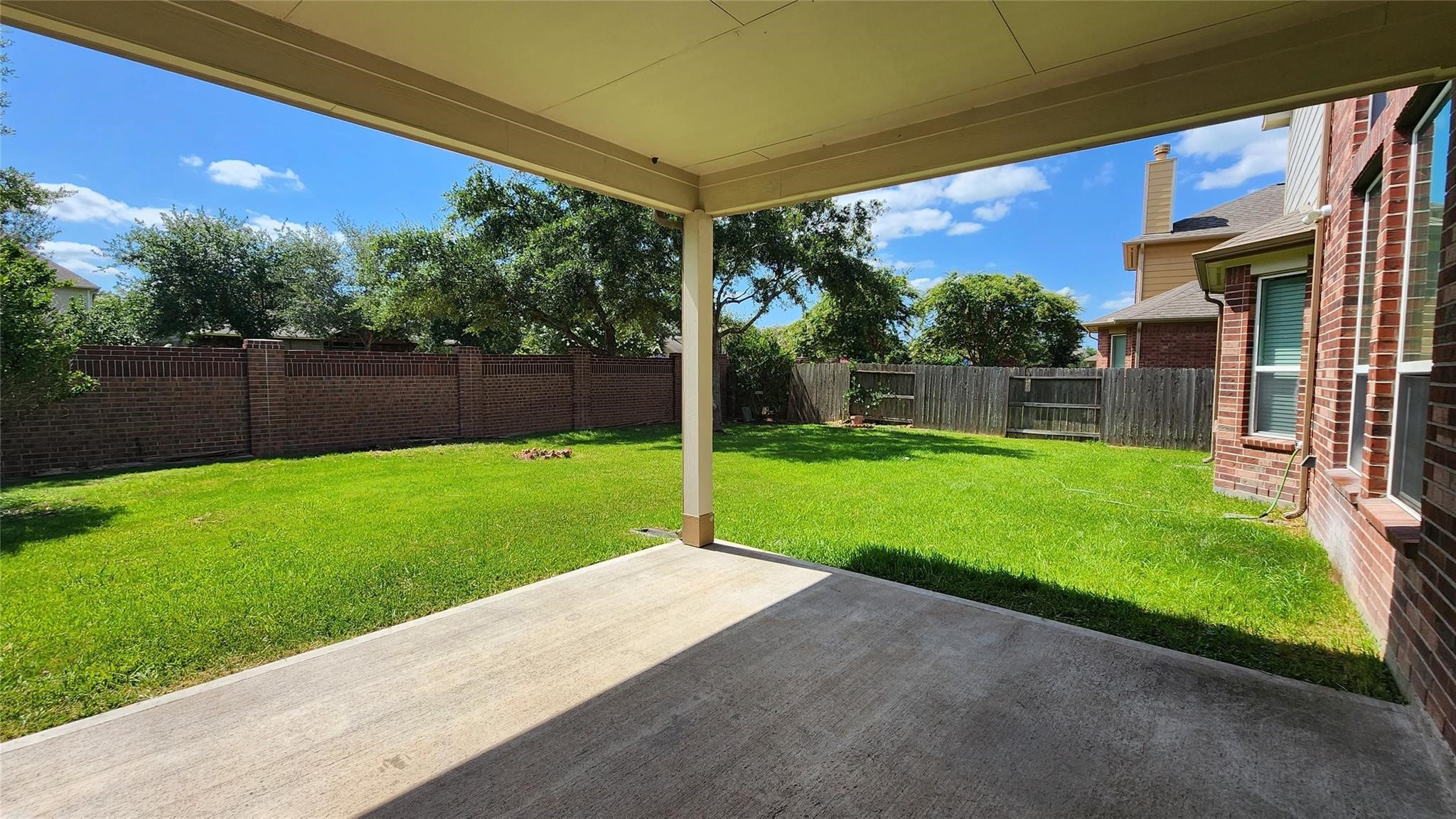 2318 Nashmor Drive Property Photo 30