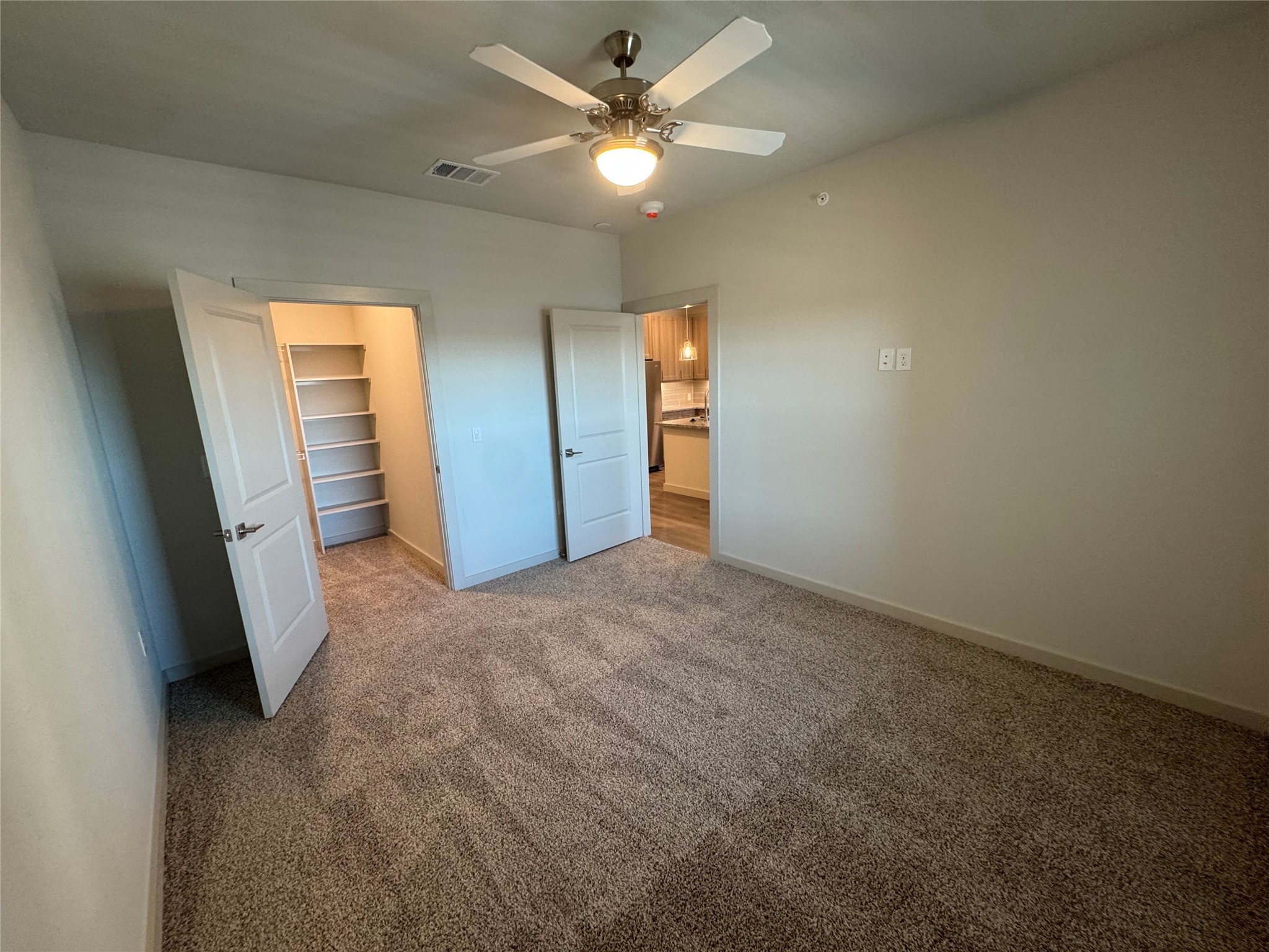 6000 Jones Road 4202 Property Photo 13