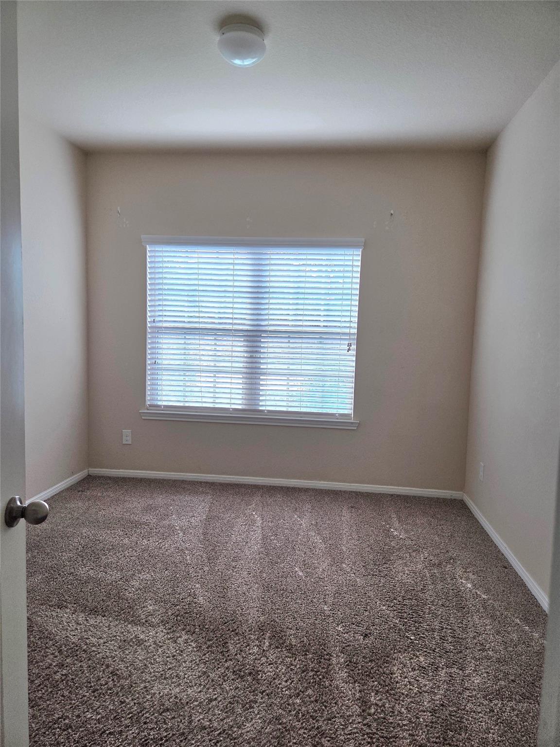 722 Mill Spring Court Property Photo 5