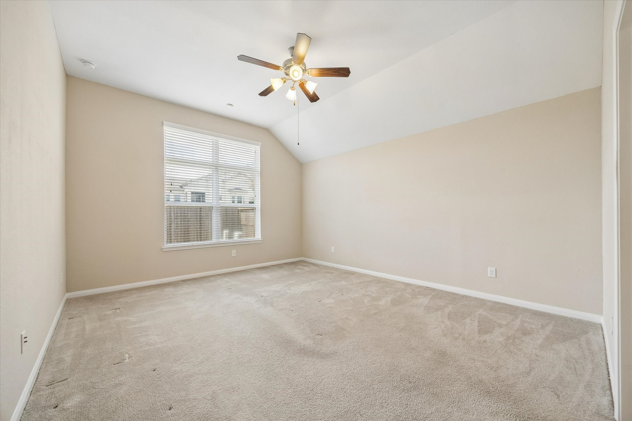 20811 Borax Bend Court Property Photo 4