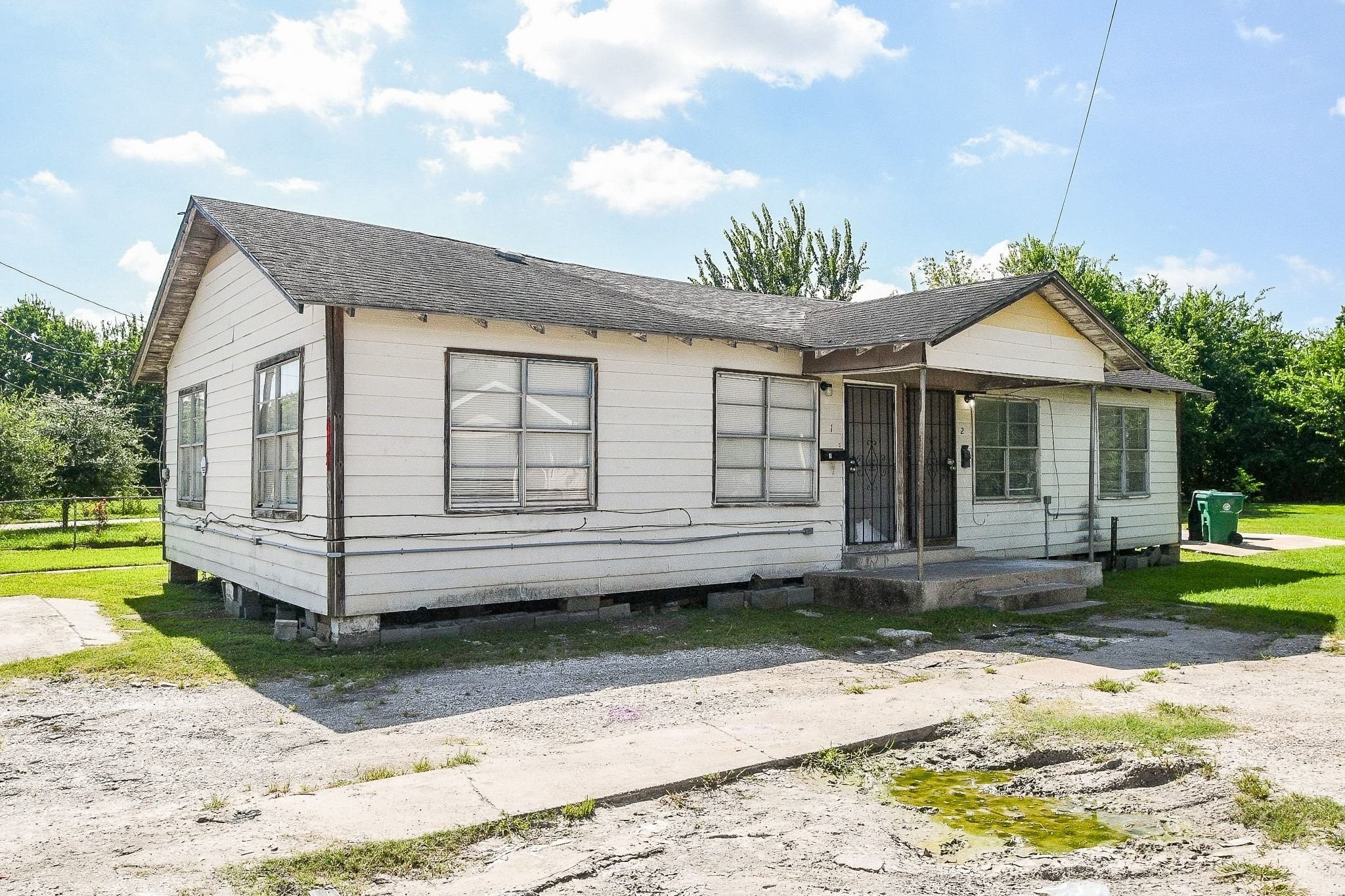 6024 Collingsworth Street 2 Property Photo 3