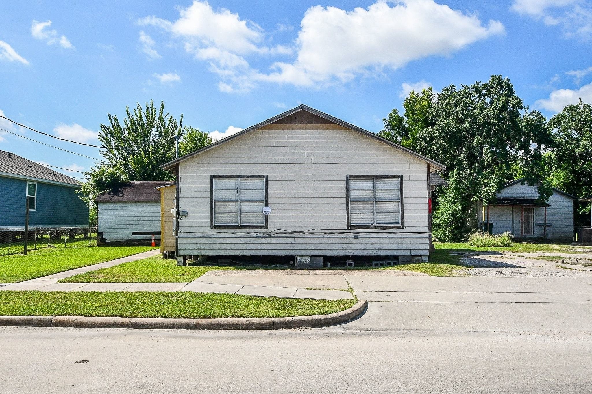 6024 Collingsworth Street 2 Property Photo 18