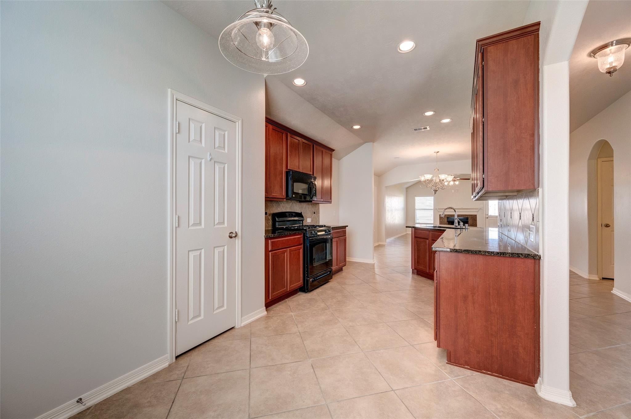 6430 Tea Tree Drive Property Photo 12