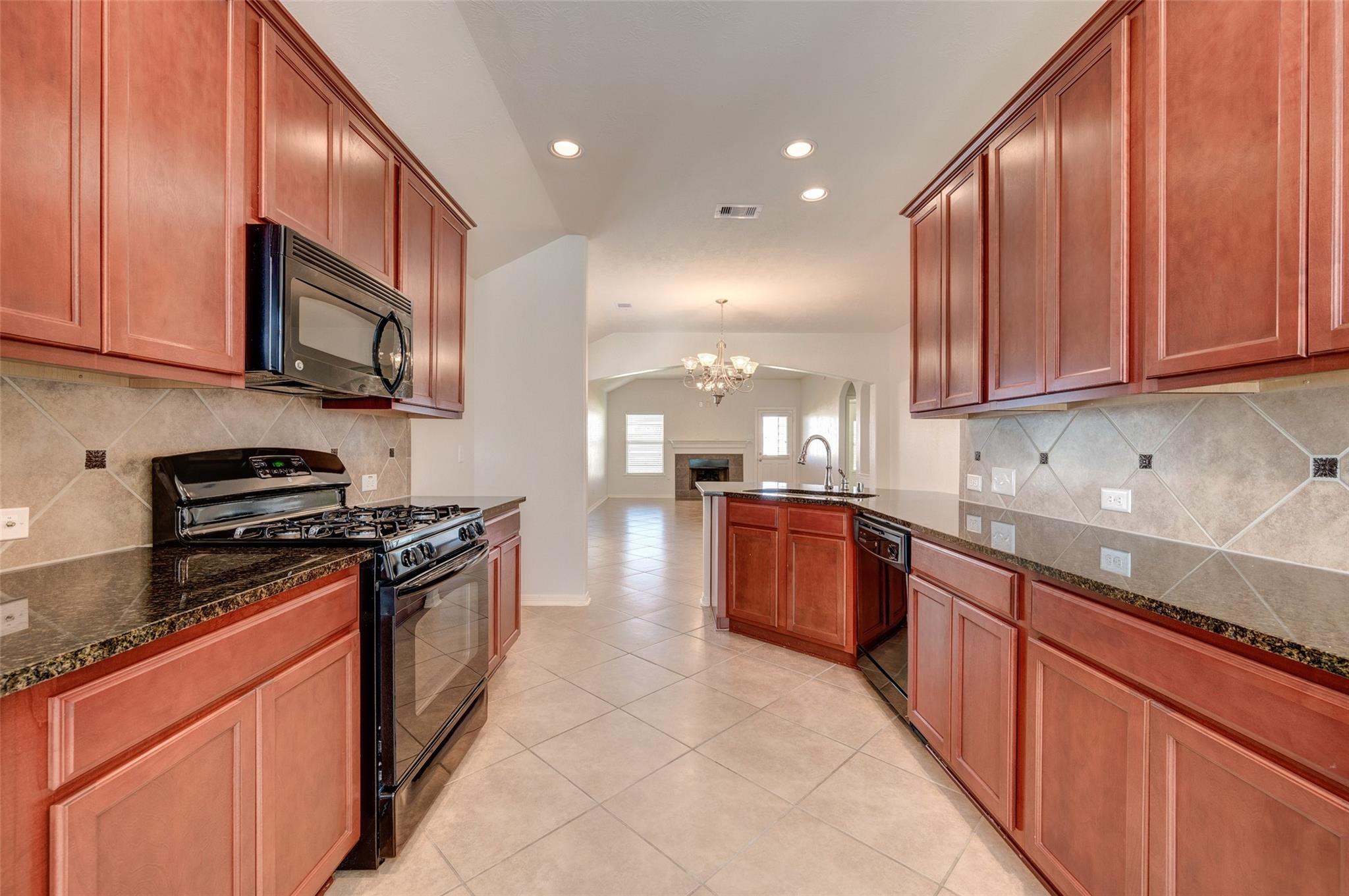 6430 Tea Tree Drive Property Photo 18
