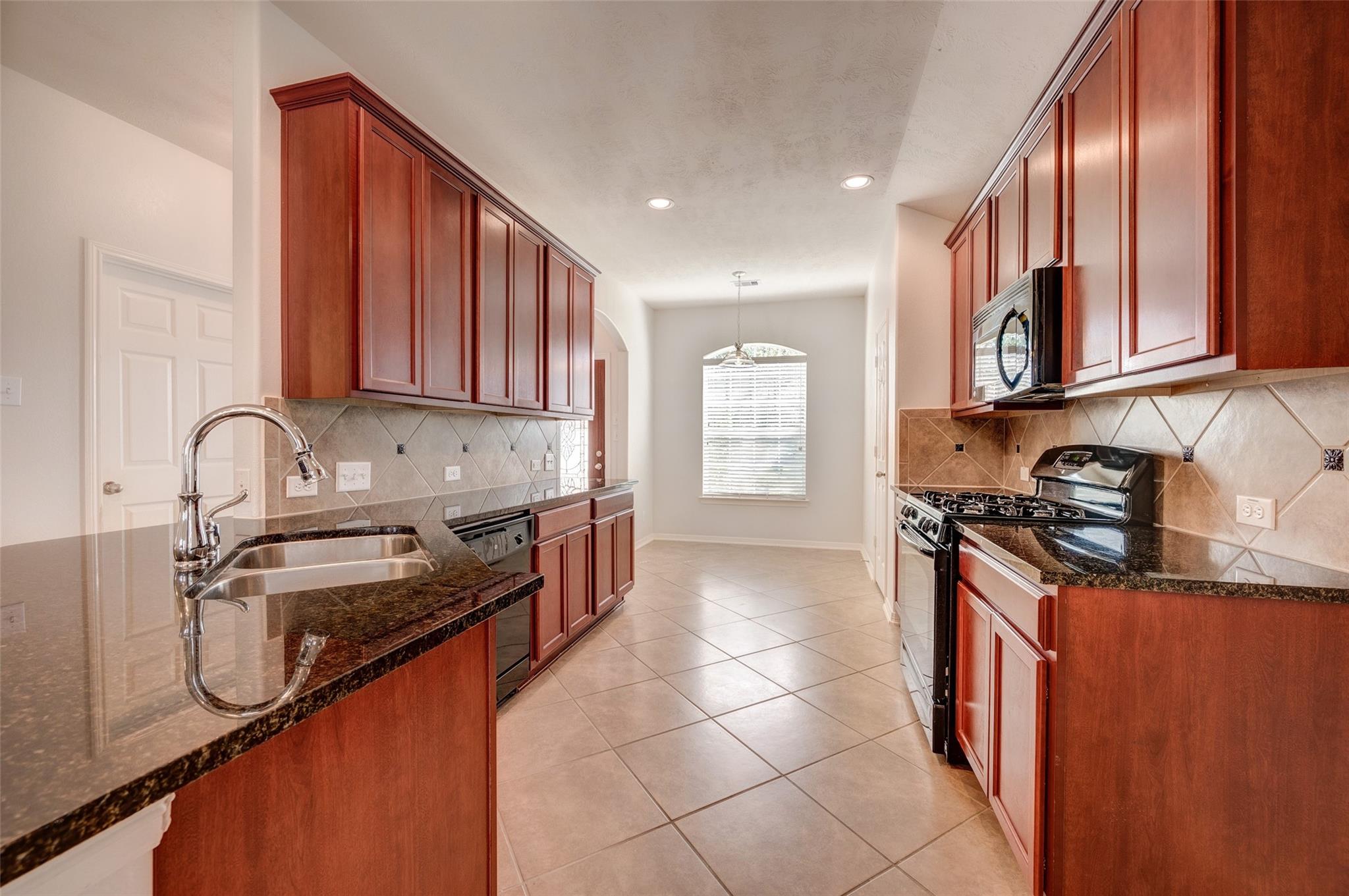 6430 Tea Tree Drive Property Photo 19