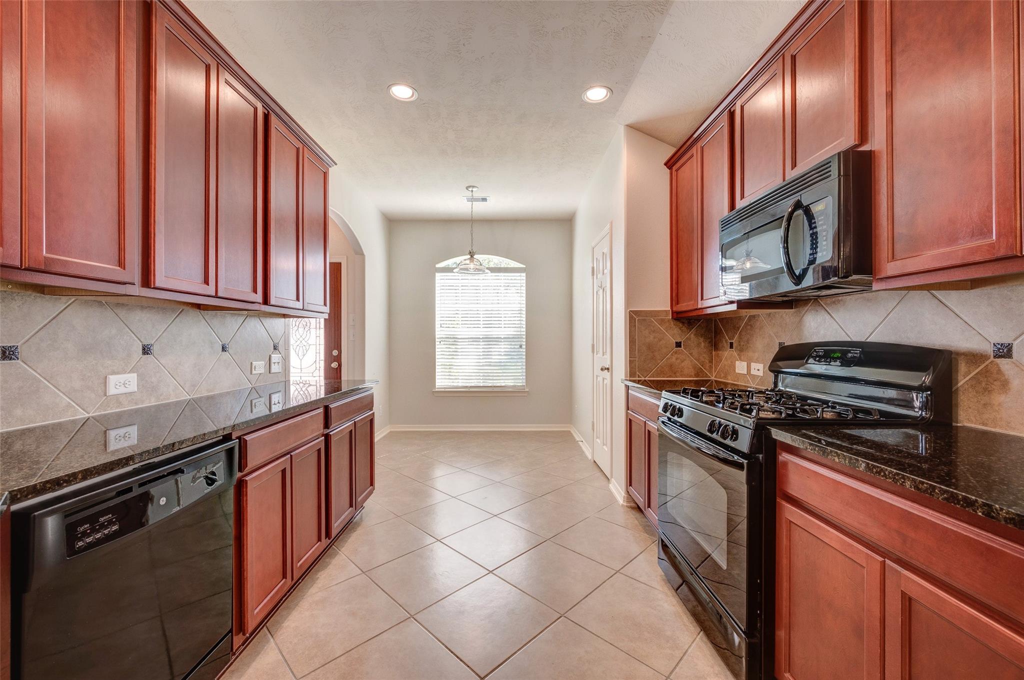 6430 Tea Tree Drive Property Photo 20