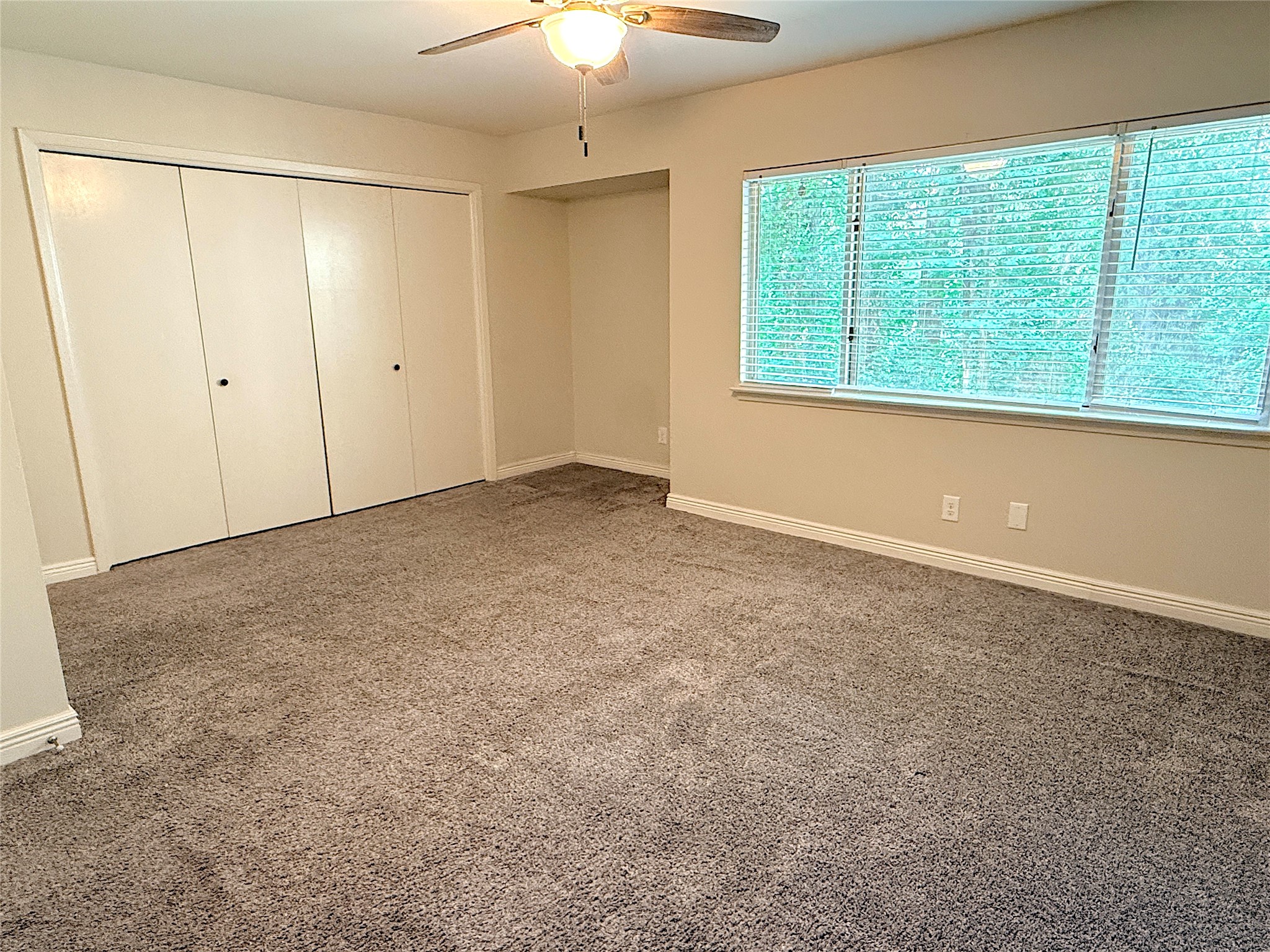 2429 W Settlers Way Property Photo 12