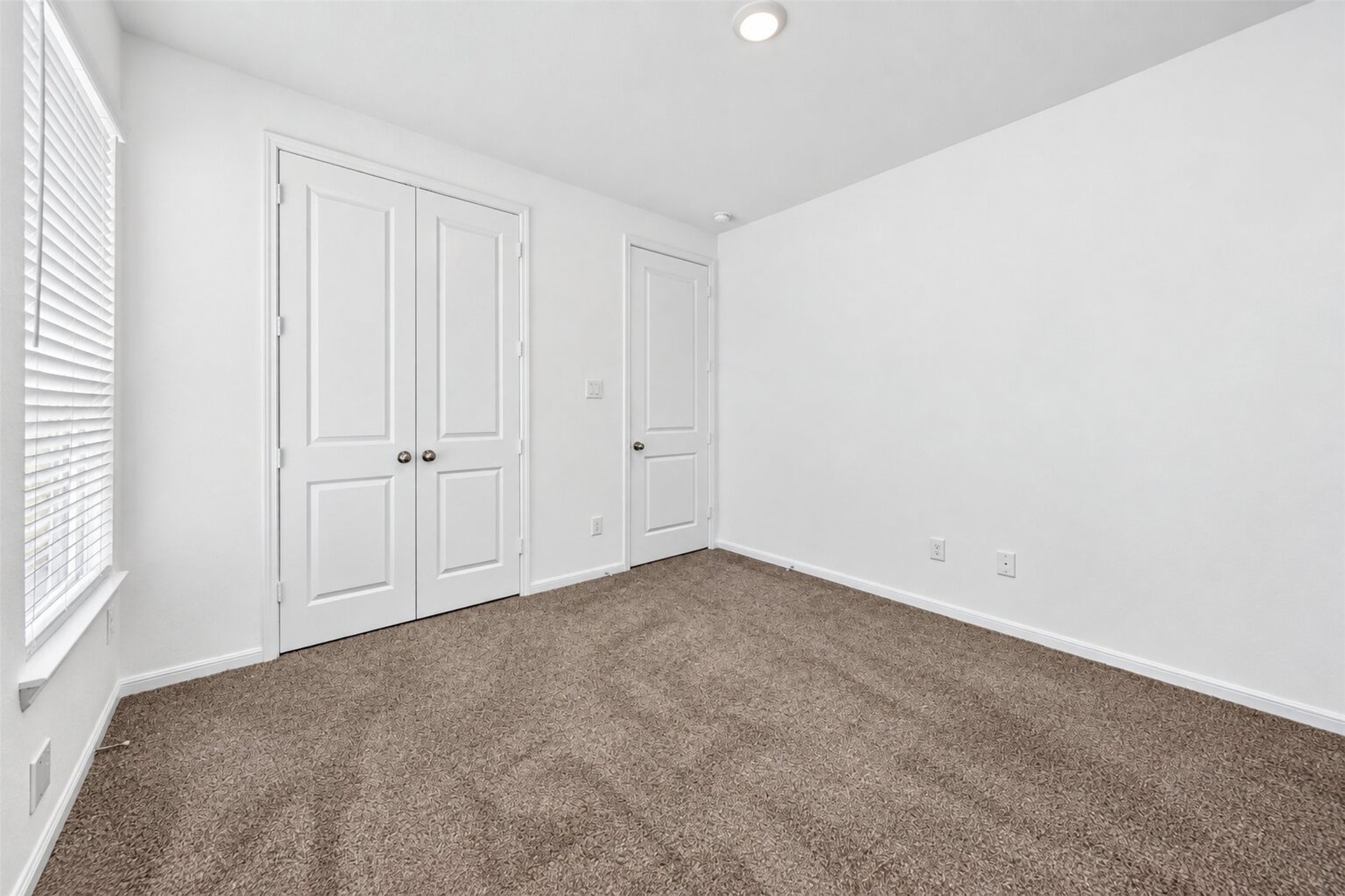 3007 Sand Drive Property Photo 6