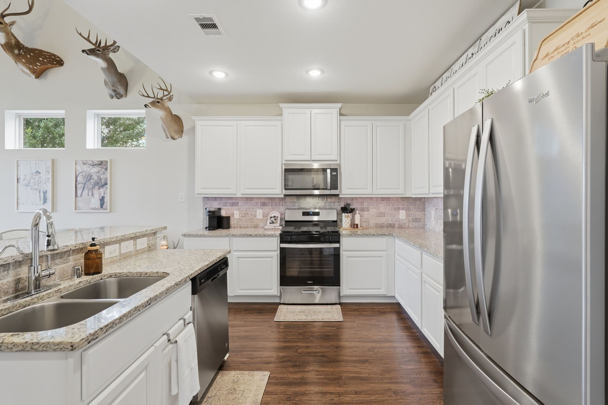 118 Shadow Springs Trail Property Photo 12