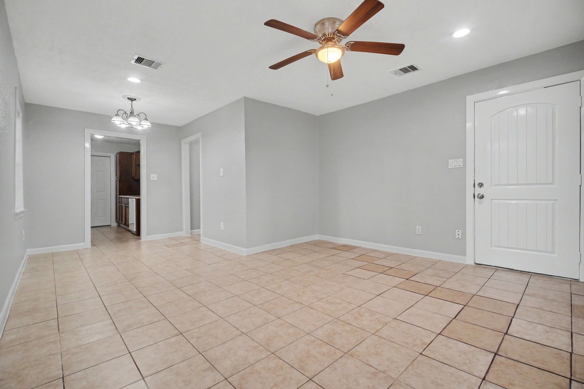 603 Alvin Street Property Photo 5