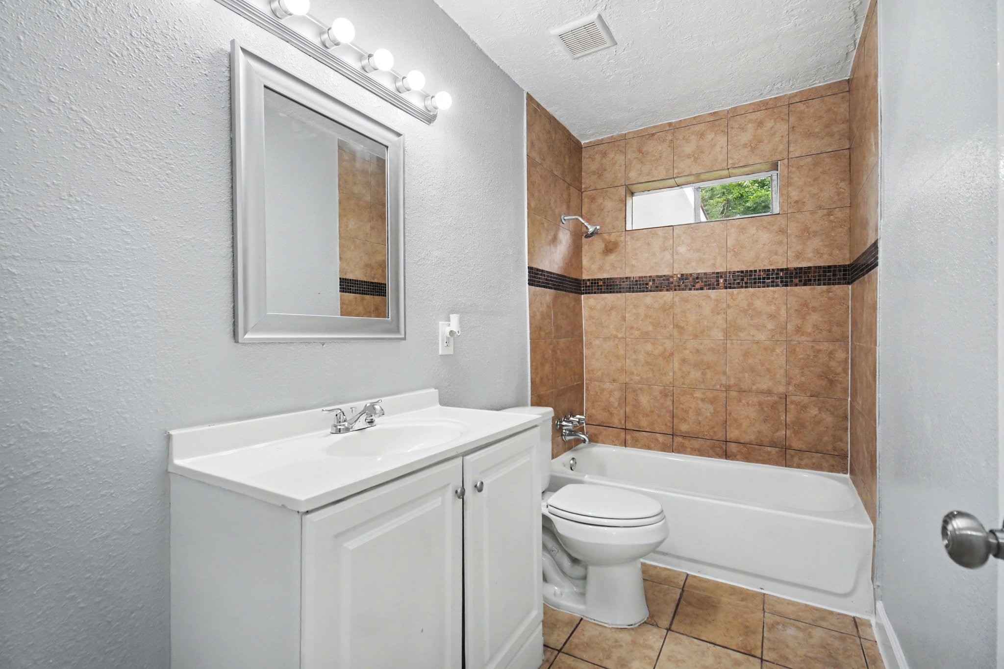 603 Alvin Street Property Photo 14