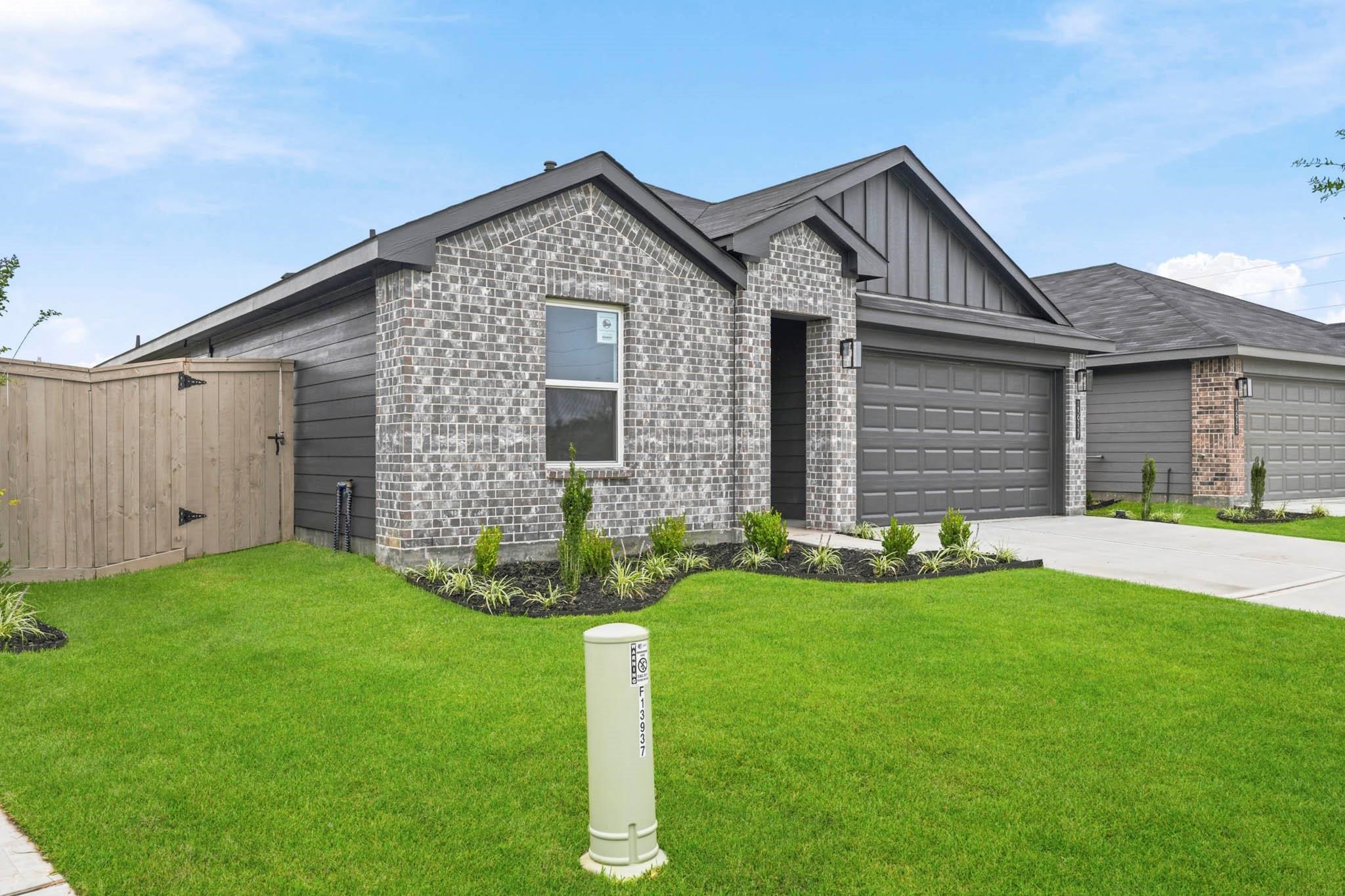 13937 Viceroy Way Property Photo 2