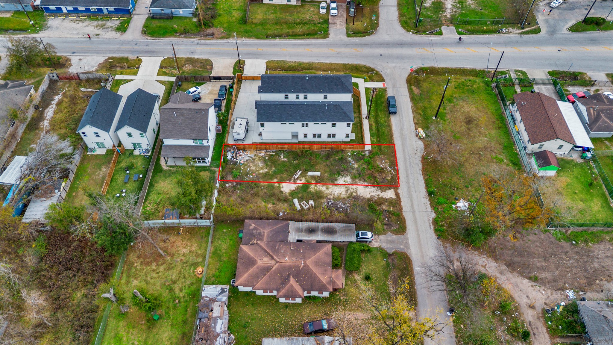 4125 E Toliver St Property Photo 9