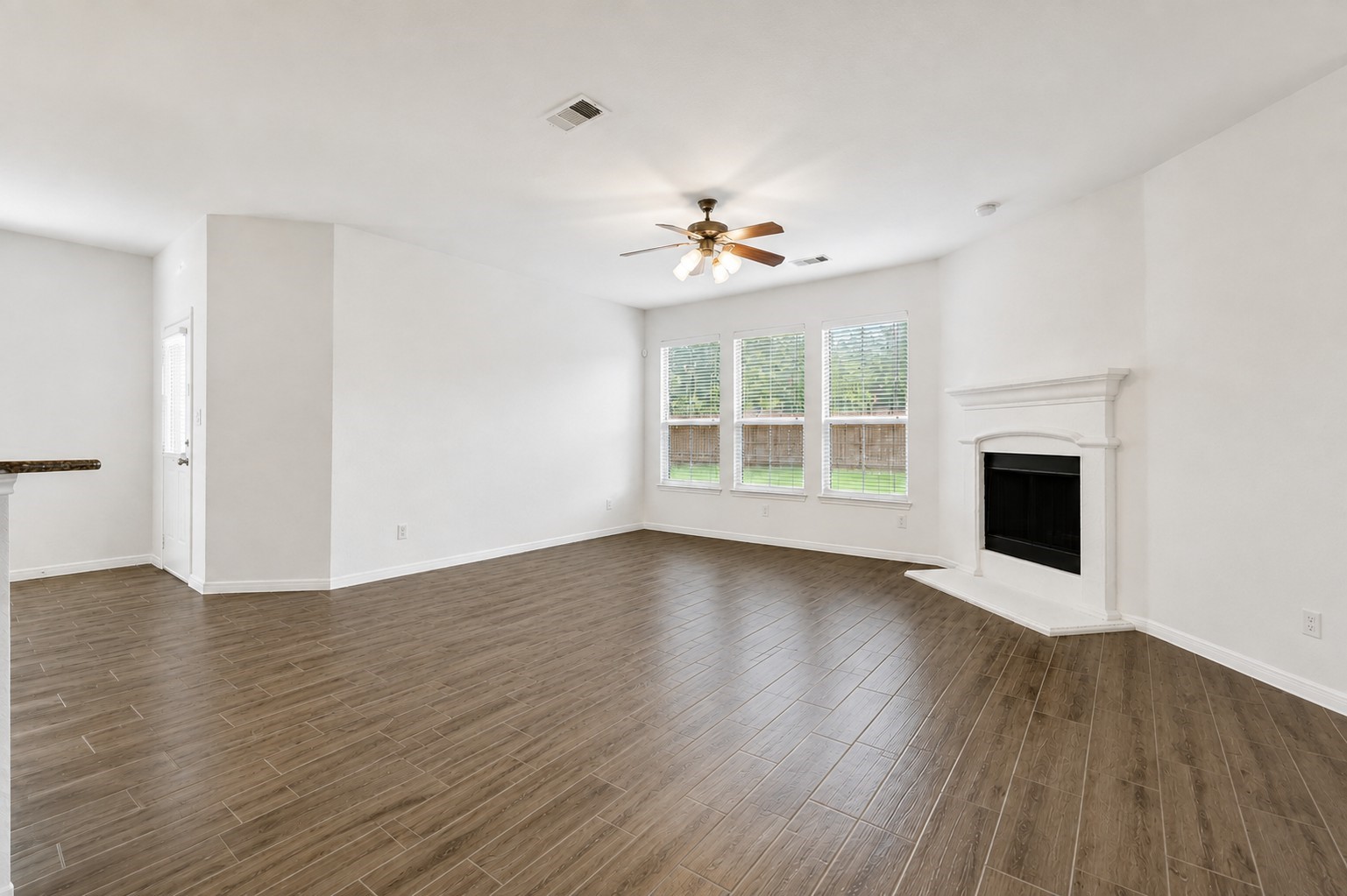 31 Hearthwick Road Property Photo 4