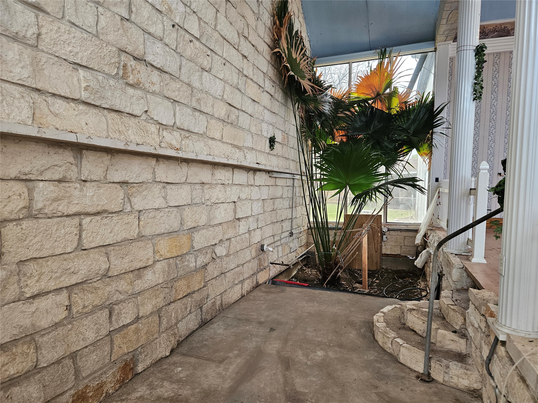 716 Dogwood Street Property Photo 12