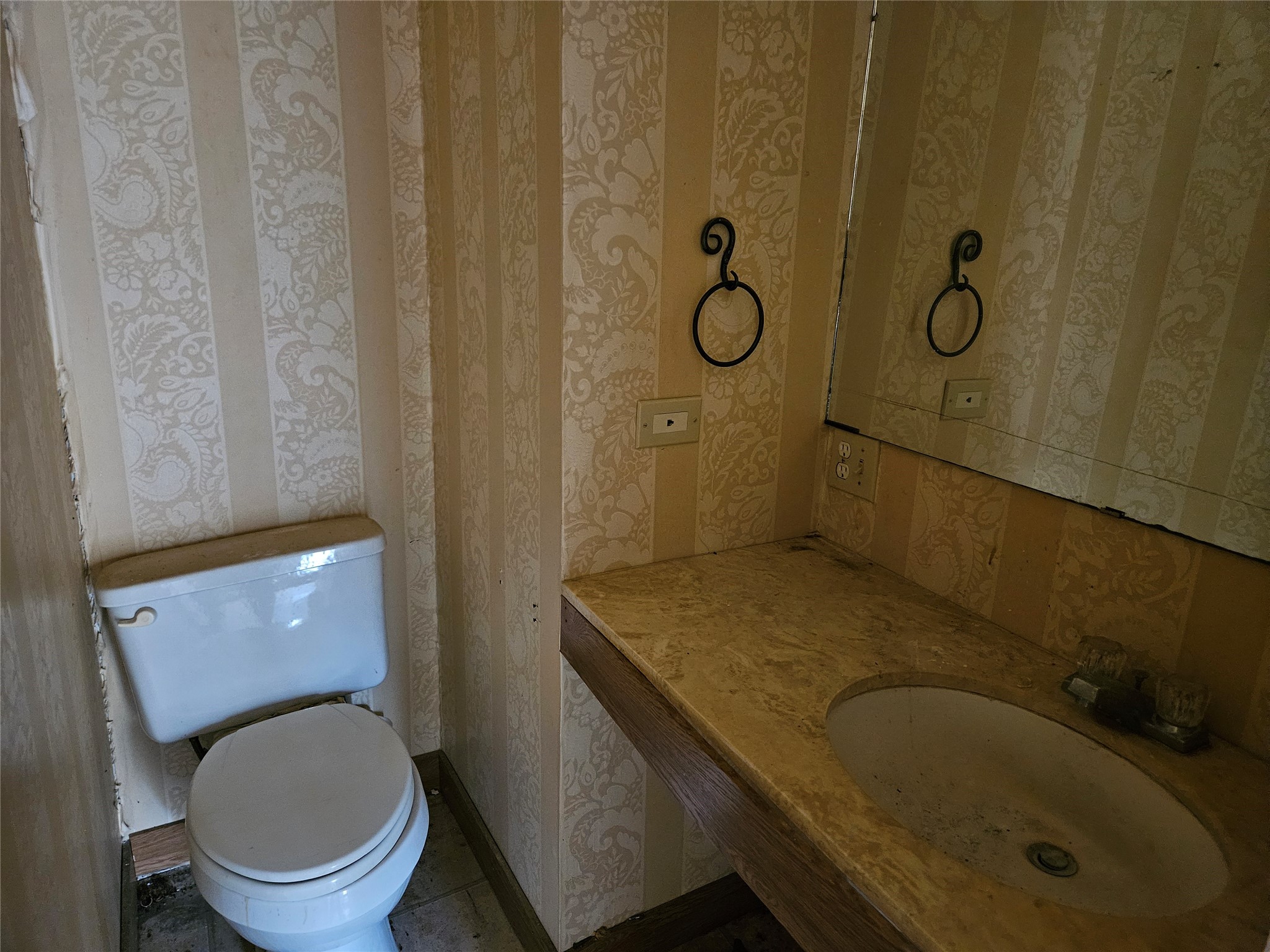 716 Dogwood Street Property Photo 39