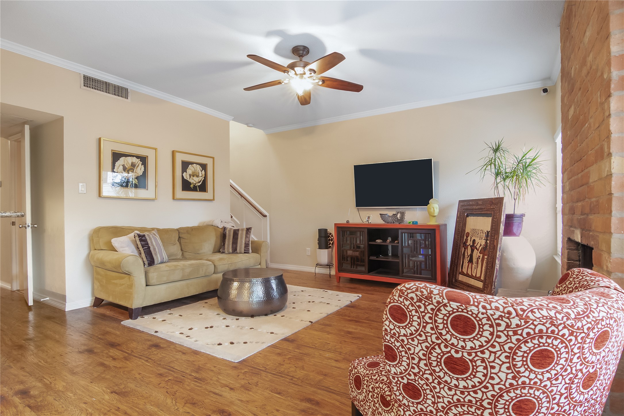 1802 Stoney Brook Drive 104 Property Photo 6