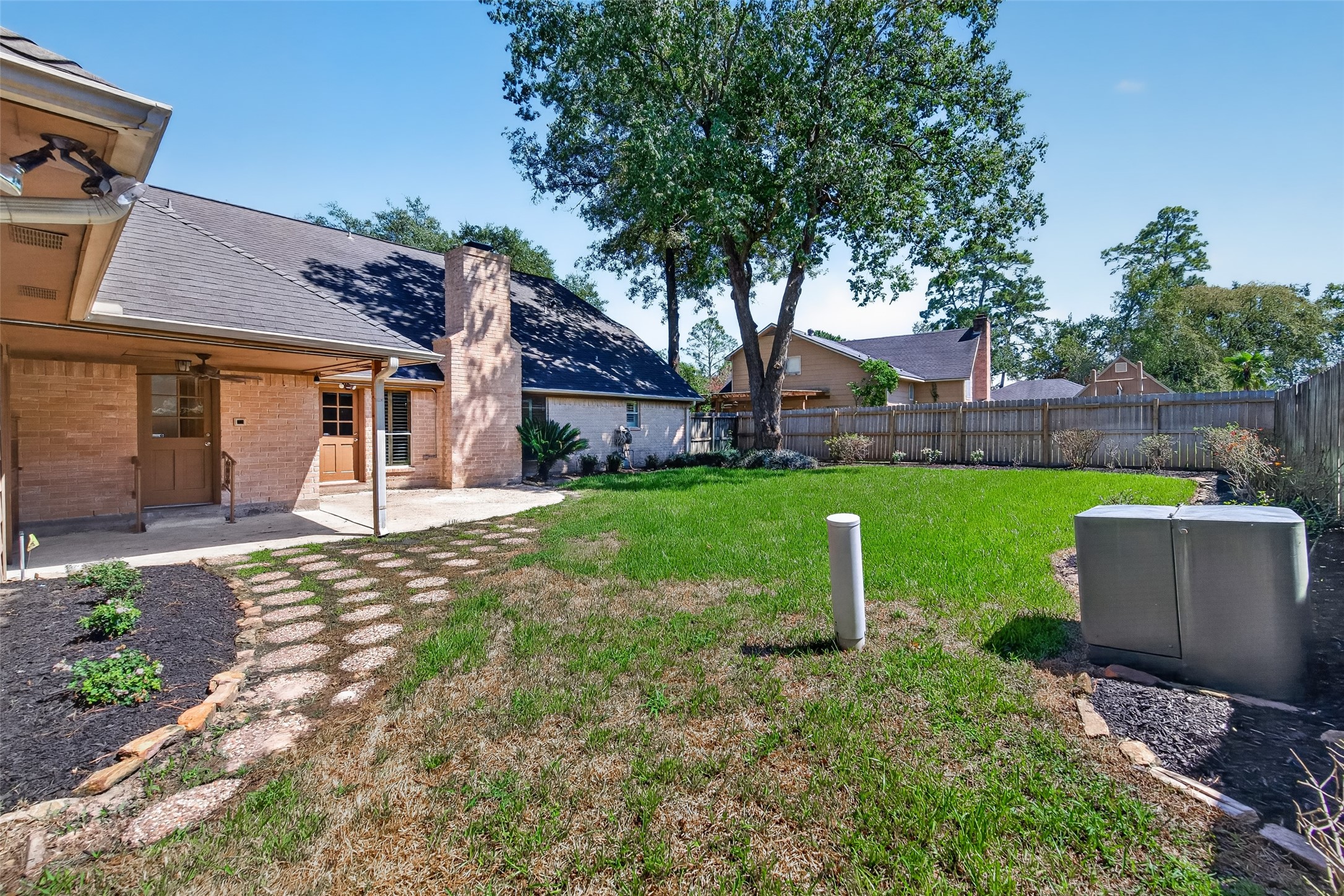 20011 Pinehurst Bend Drive Property Photo 45