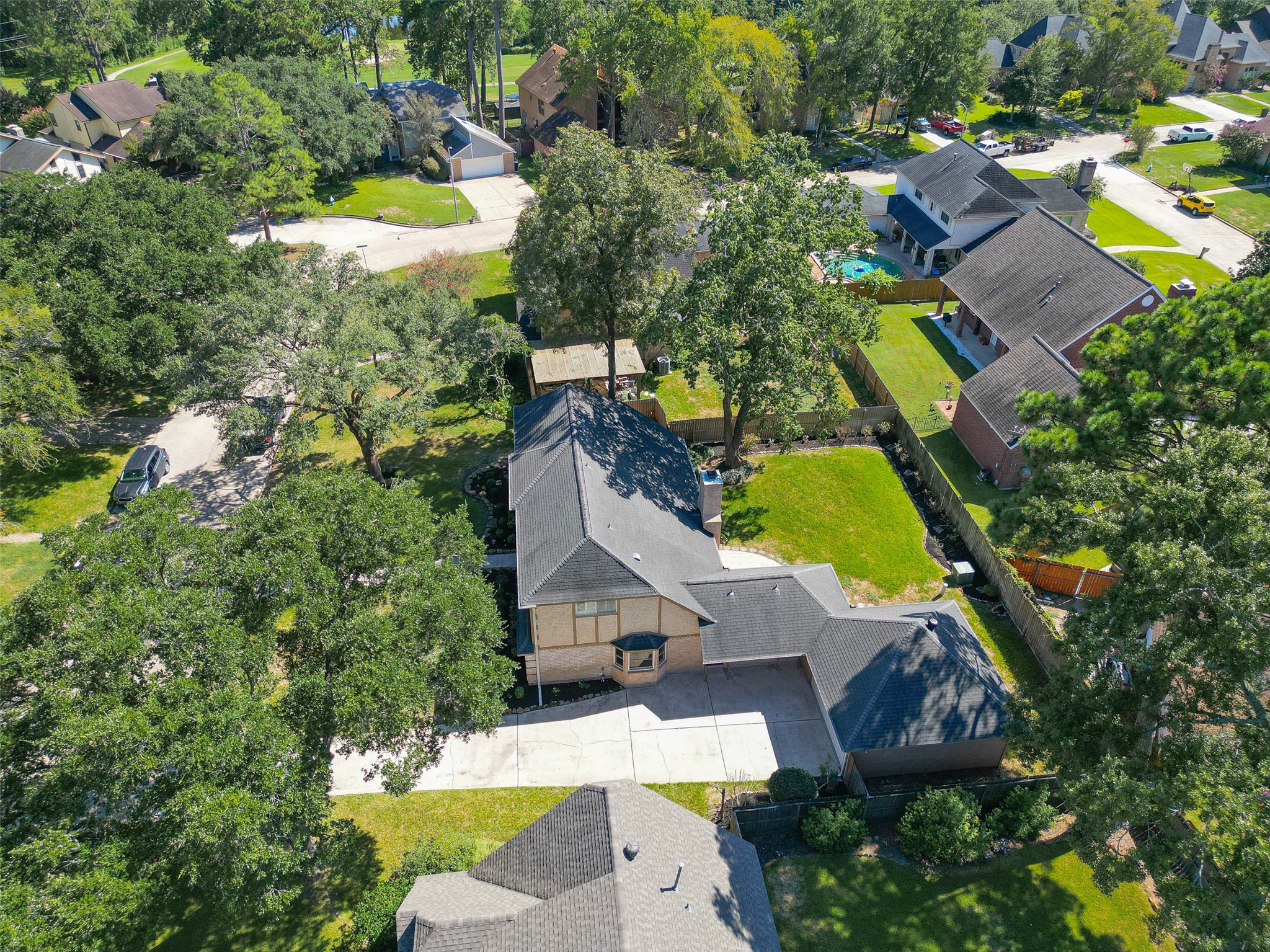 20011 Pinehurst Bend Drive Property Photo 49