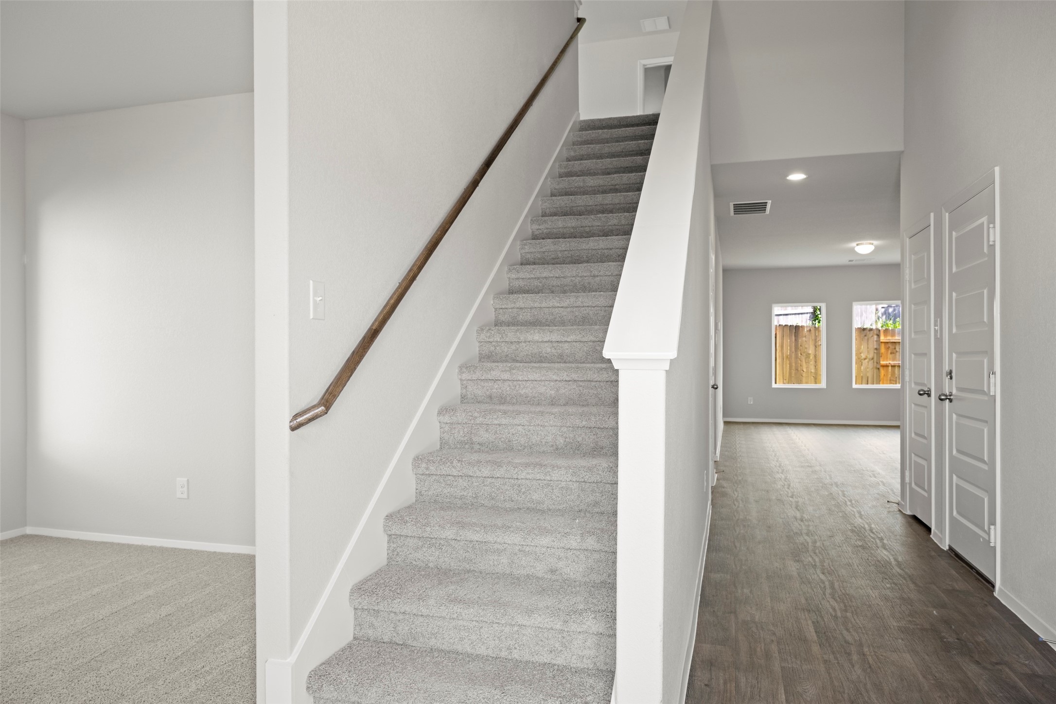 19230 Trinity Terrace Lane Property Photo 7