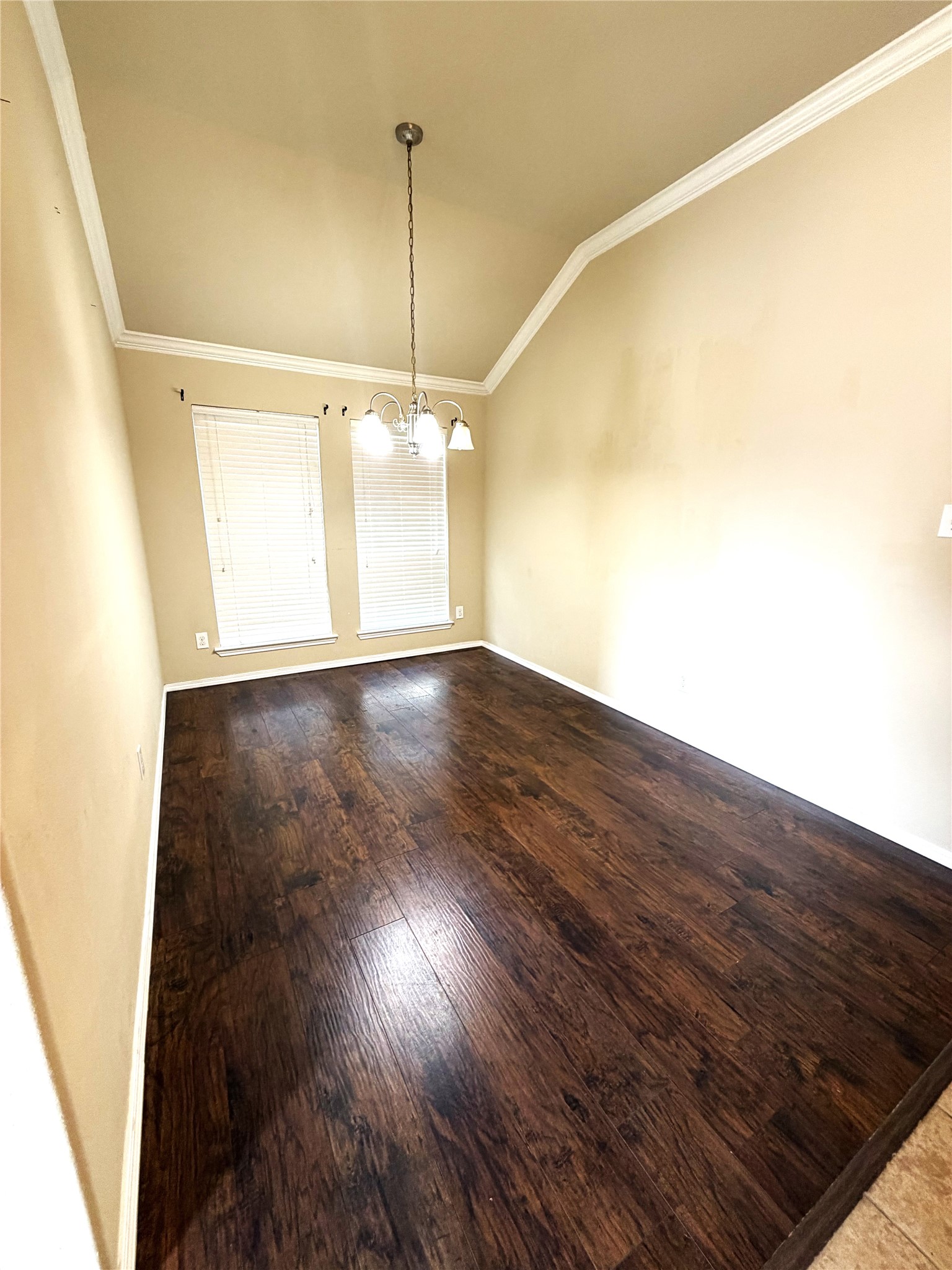 21506 Rose Mill Drive Property Photo 5