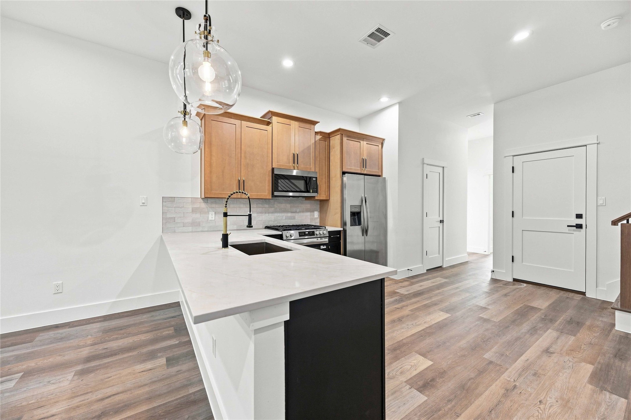 5416 Sonora Street A-b Property Photo 6