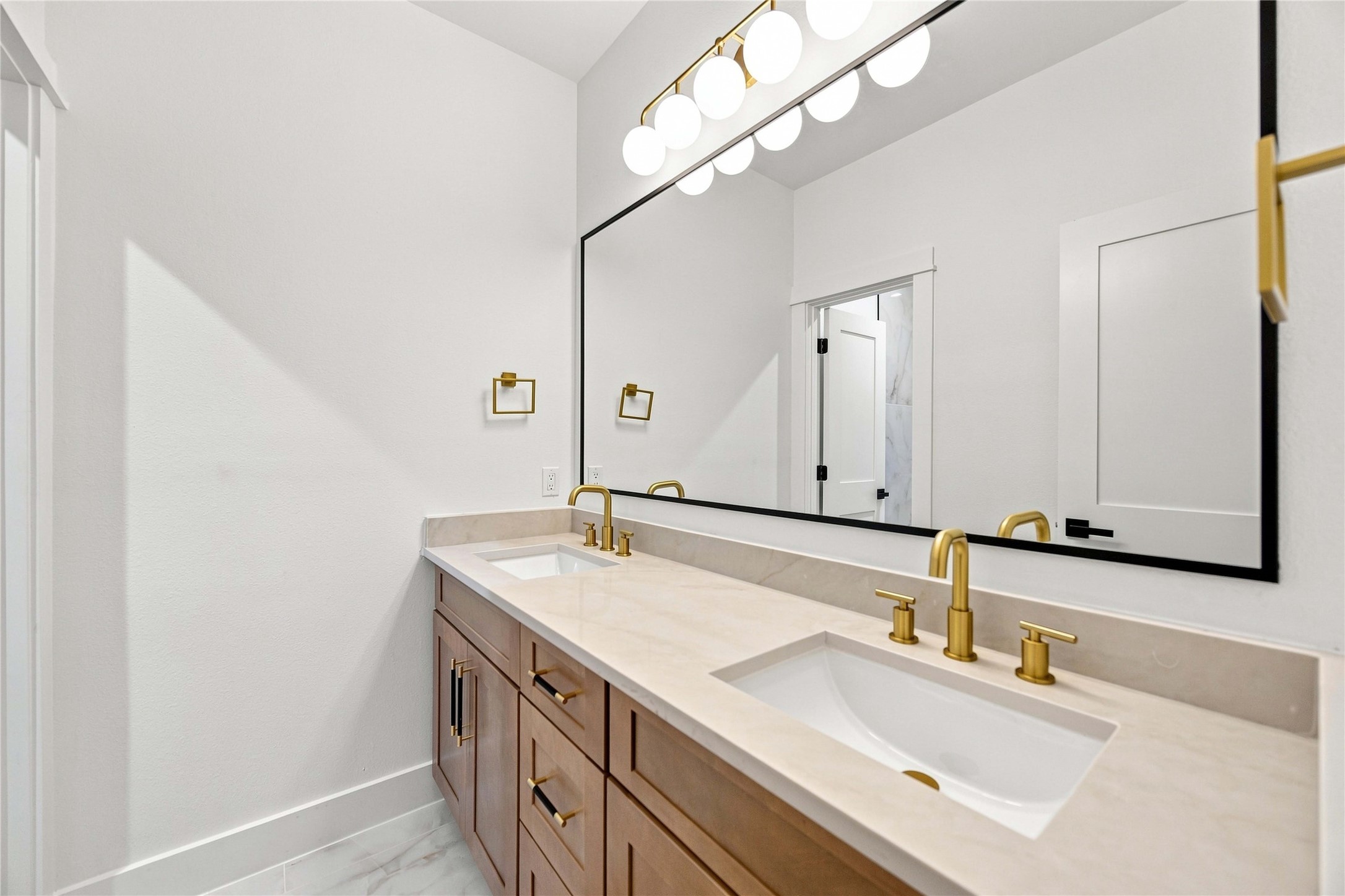 5416 Sonora Street A-b Property Photo 25