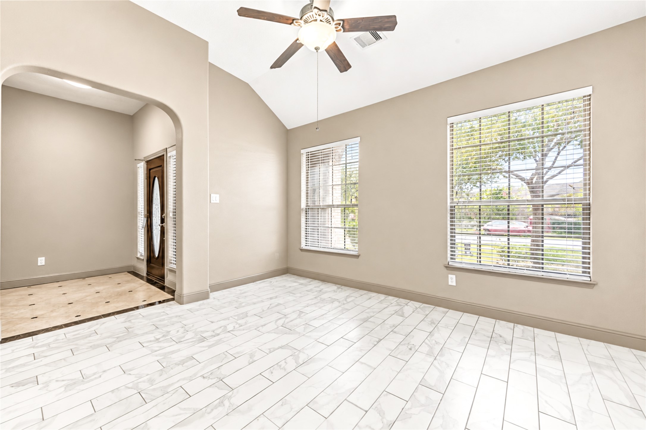 6210 Bristol Path Lane Property Photo 5