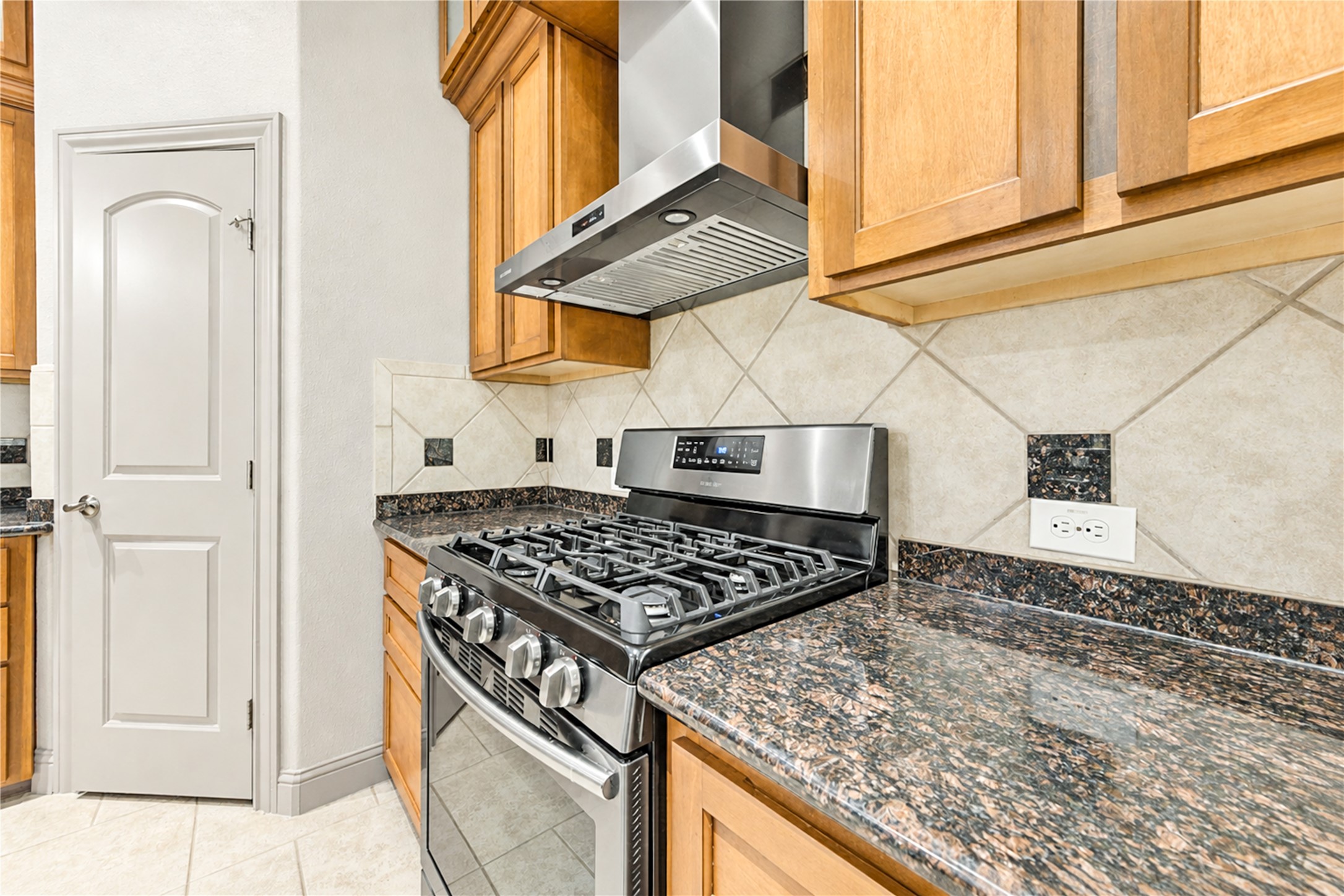 6210 Bristol Path Lane Property Photo 11