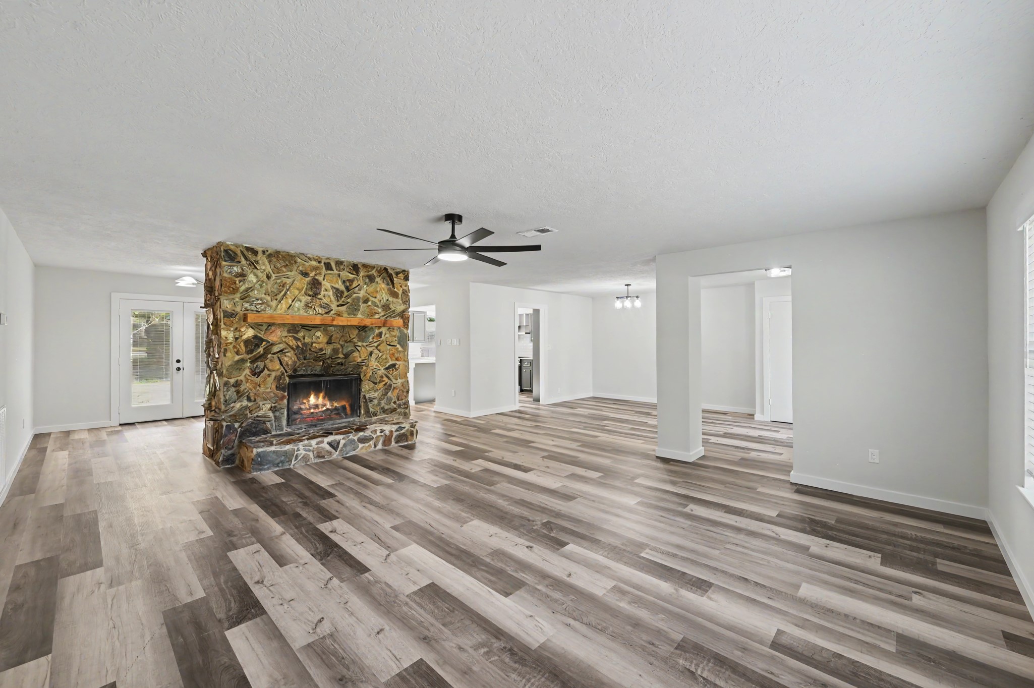 17005 White Birch Lane Property Photo 6