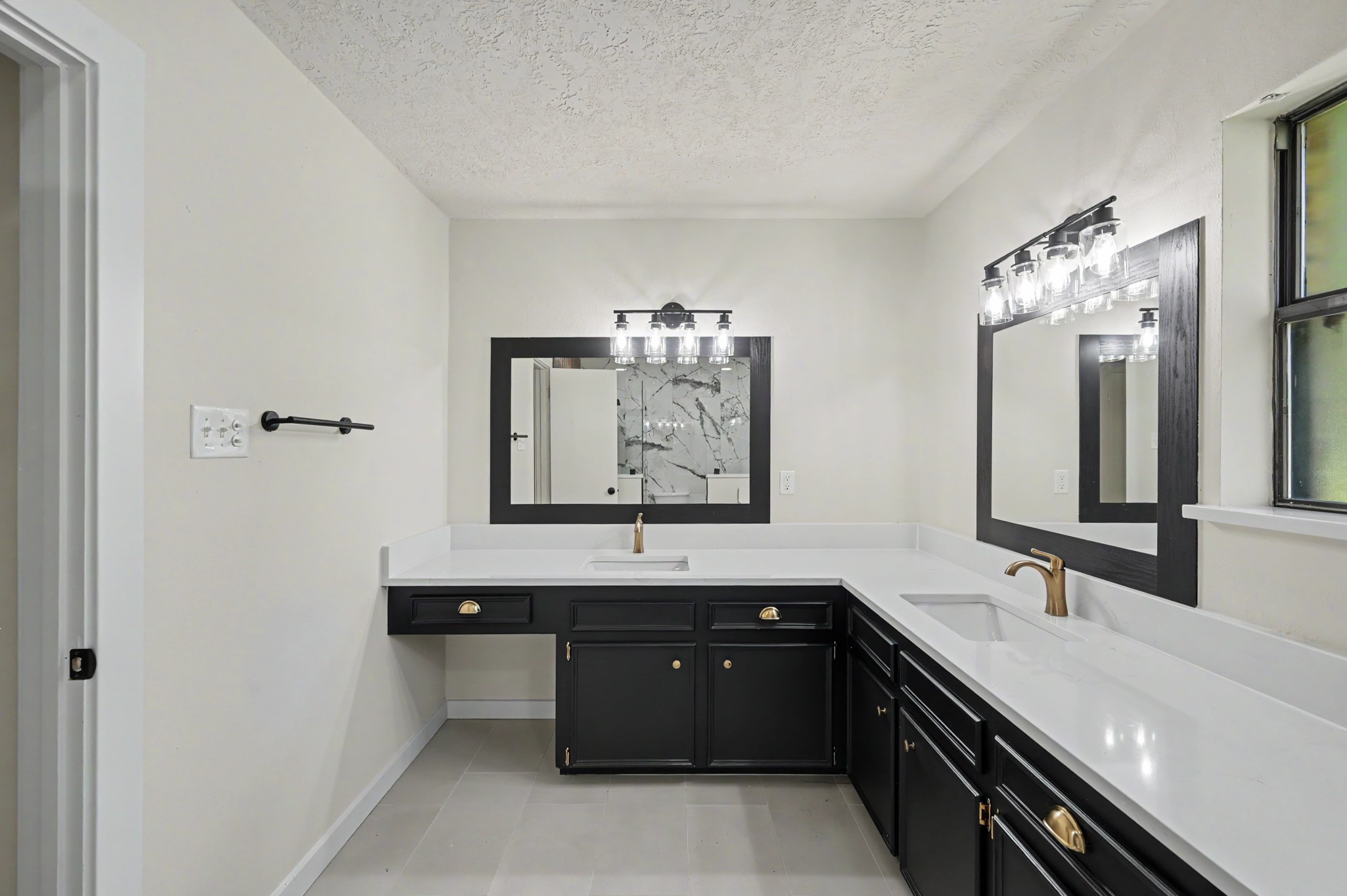 17005 White Birch Lane Property Photo 17