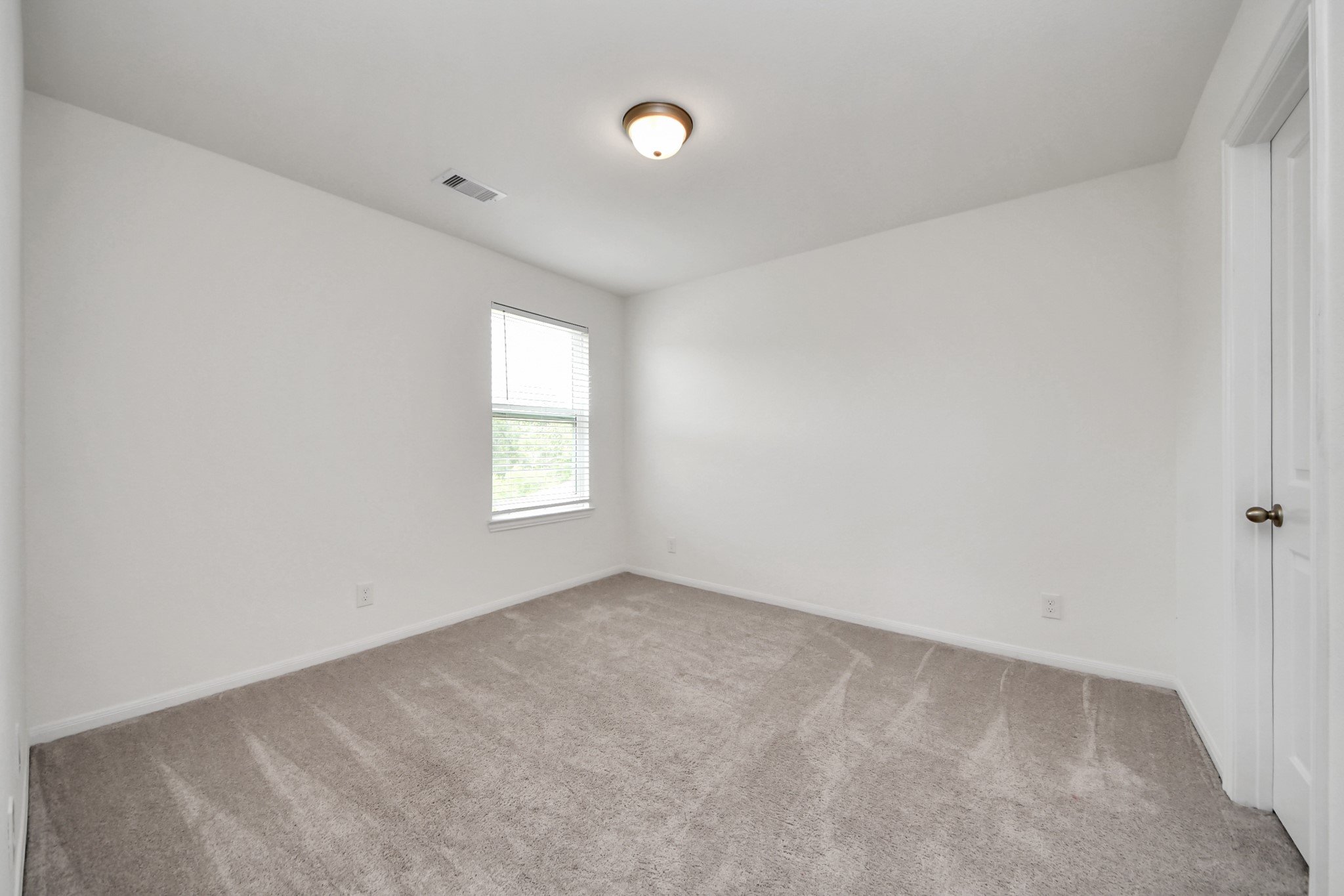 4919 Fairwater Court Property Photo 18