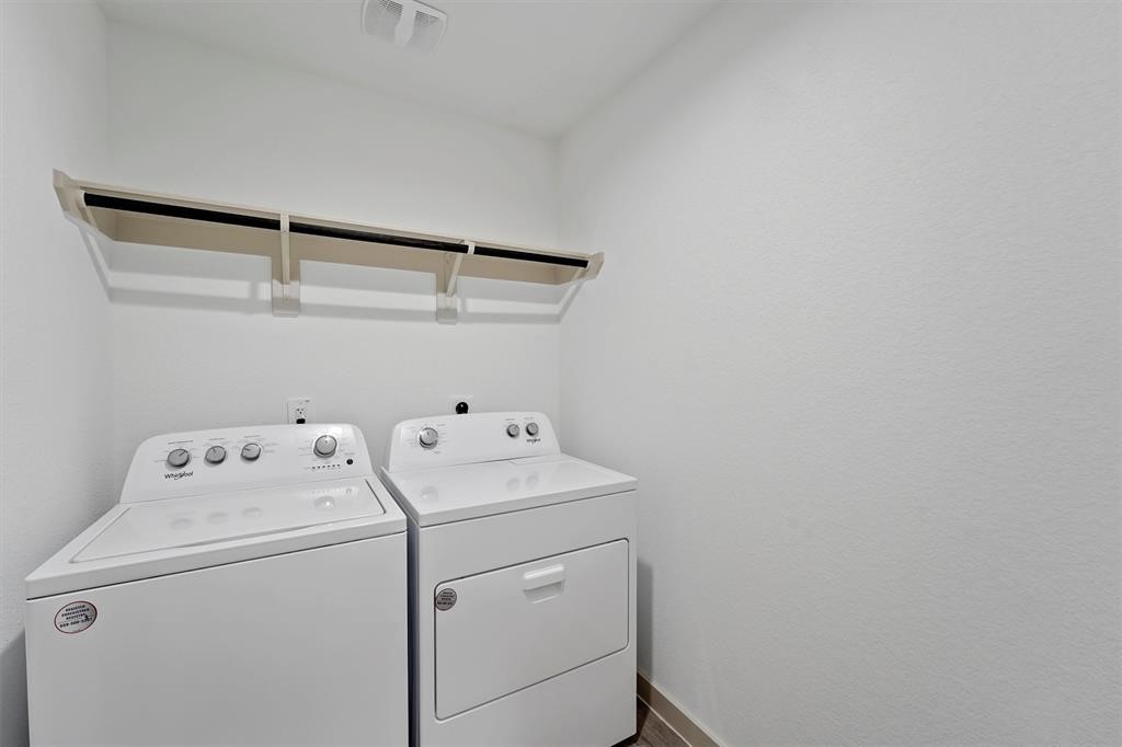 7815 Elm Birch Property Photo 7